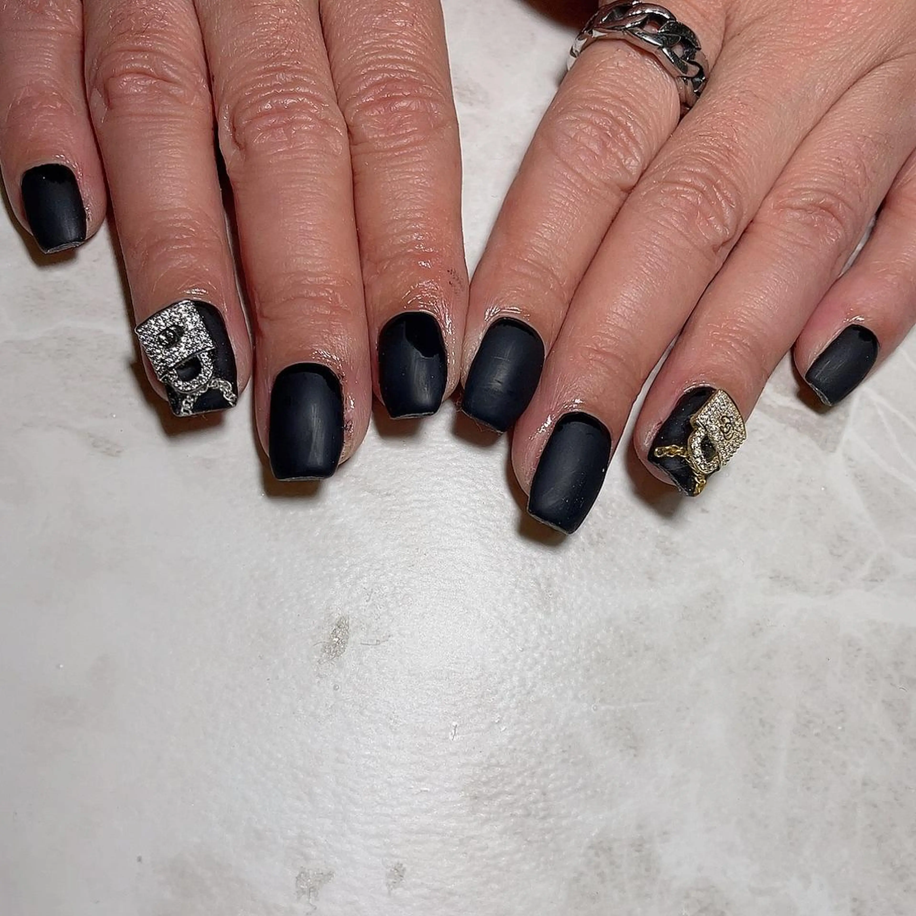 ネイル 知花 梨花のネイルデザイン