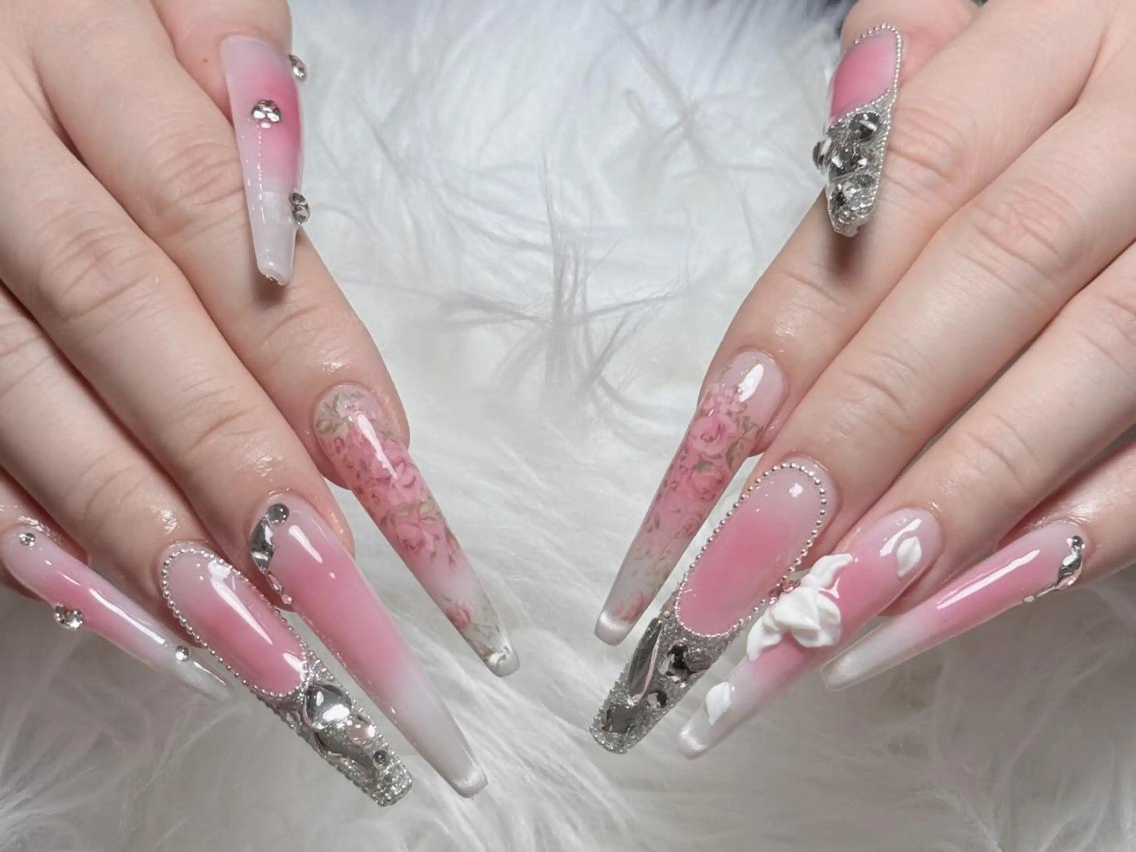 ネイル ボルドー チークネイル 長さ出し フレンチネイル ジェルネイル Mio💖Belle Nail Salonのネイルデザイン