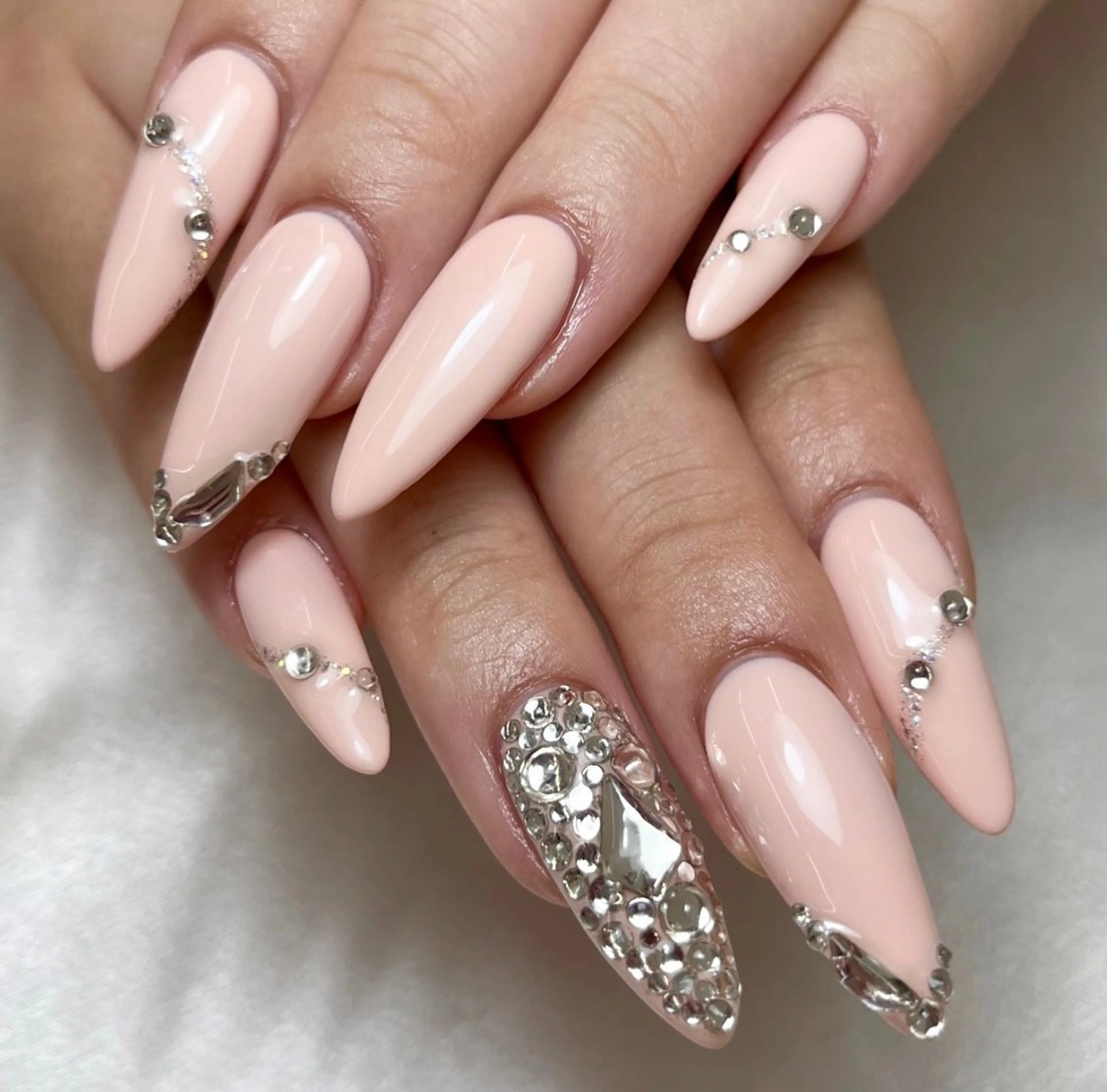 ネイル ハンドネイル Tagi Nail 銀座店のネイルデザイン