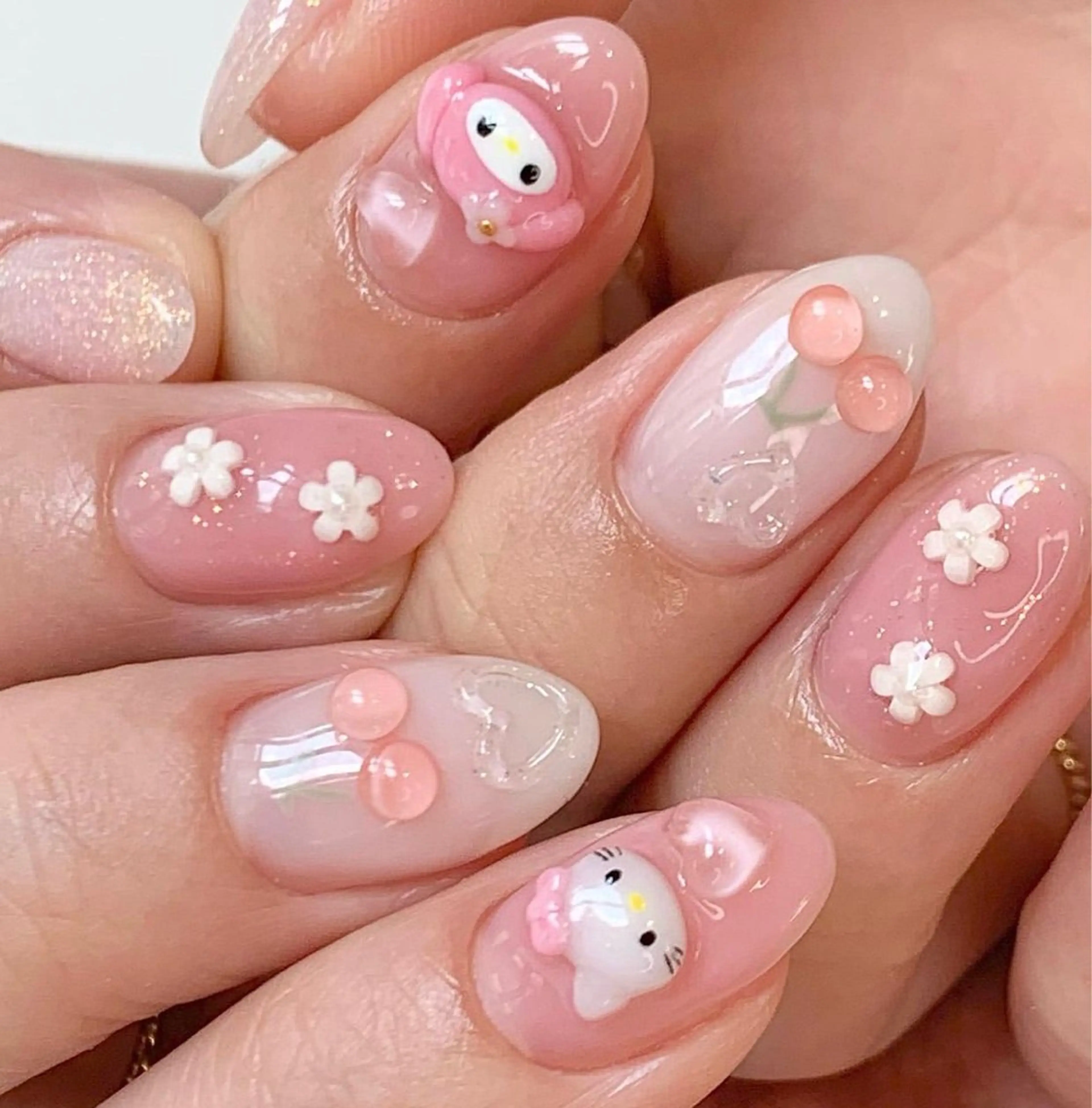 ミディアム nina beautyのネイルデザイン