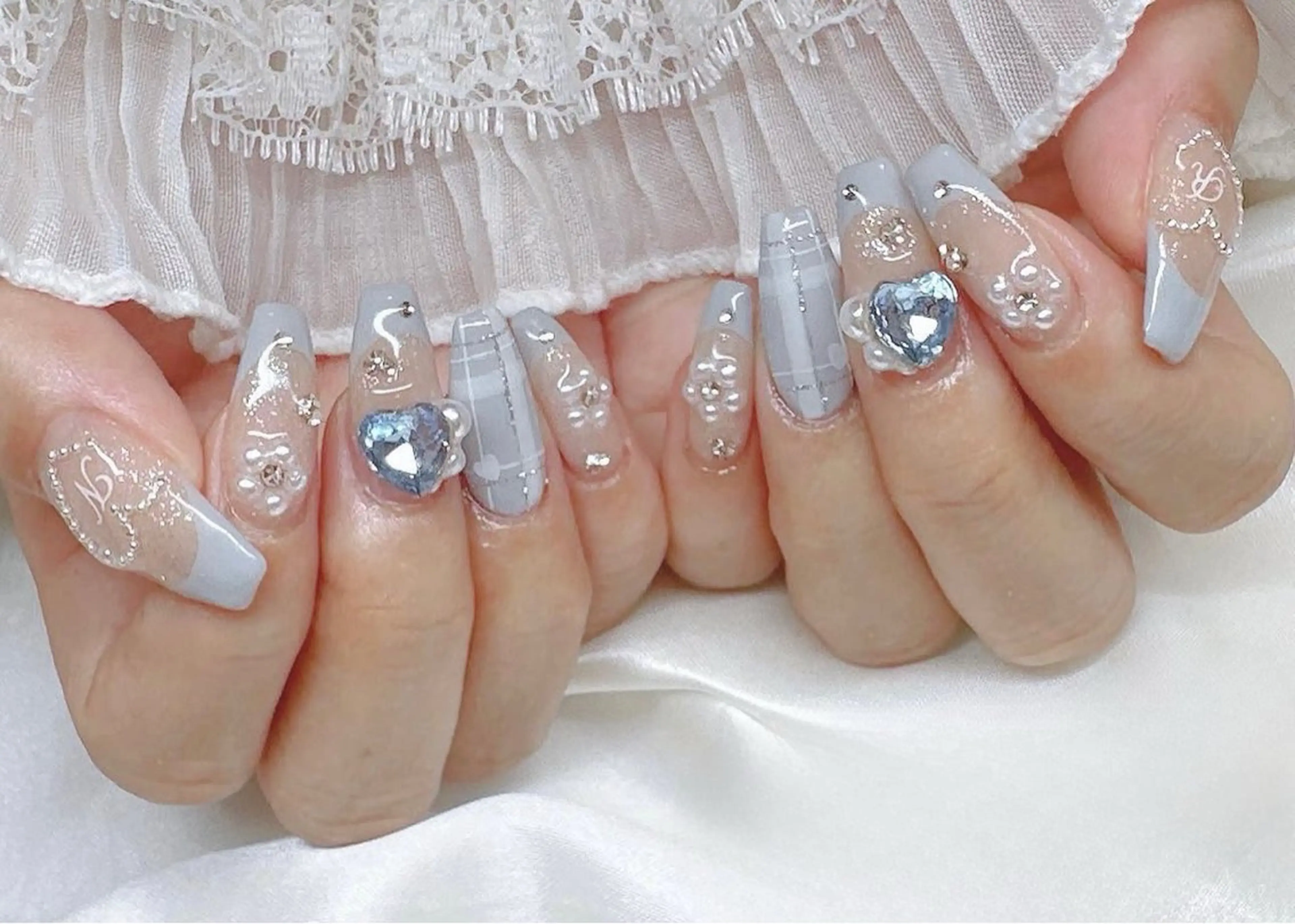 ネイル 長さ出し Mi nailsのネイルデザイン