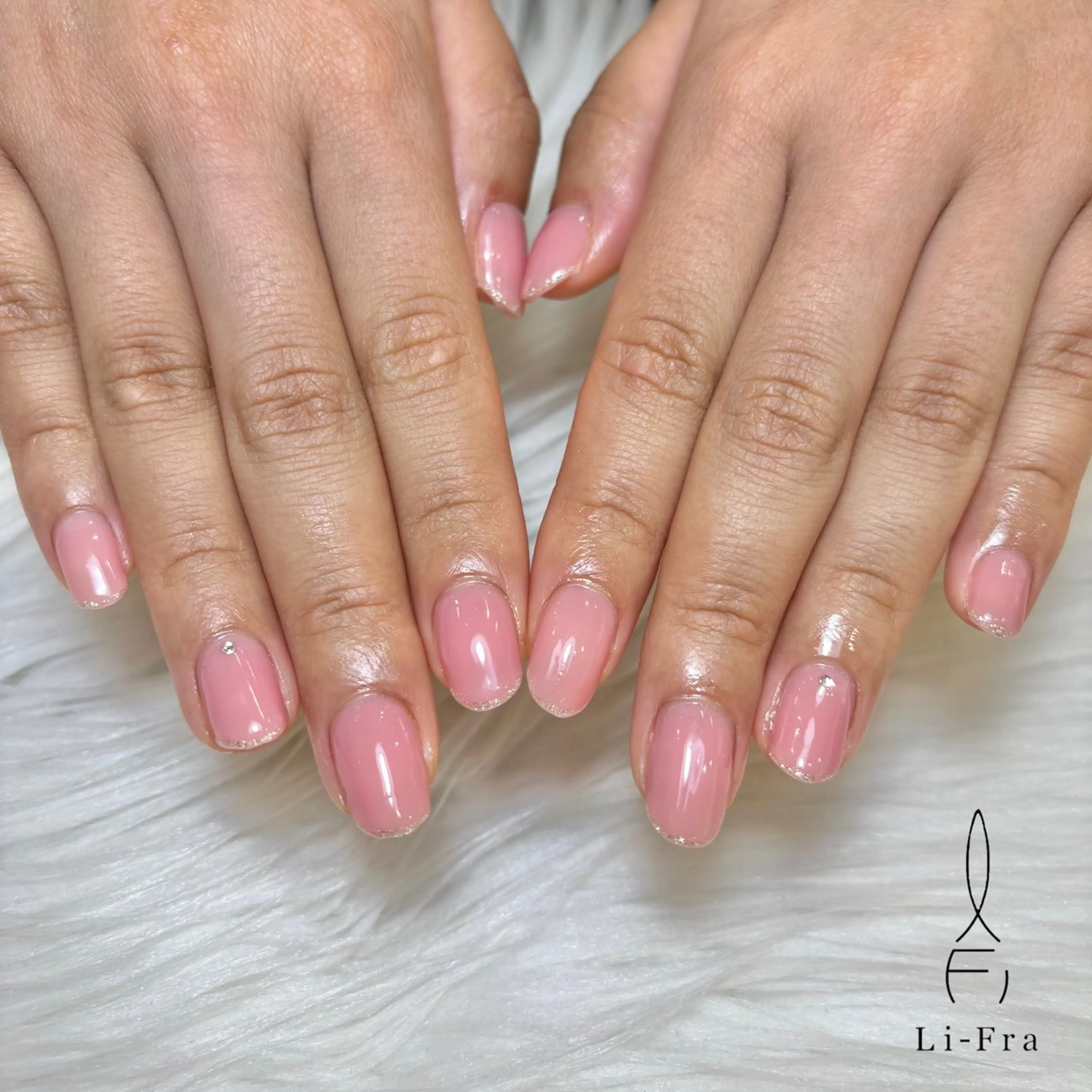 ショート lifra FURUTAのネイルデザイン