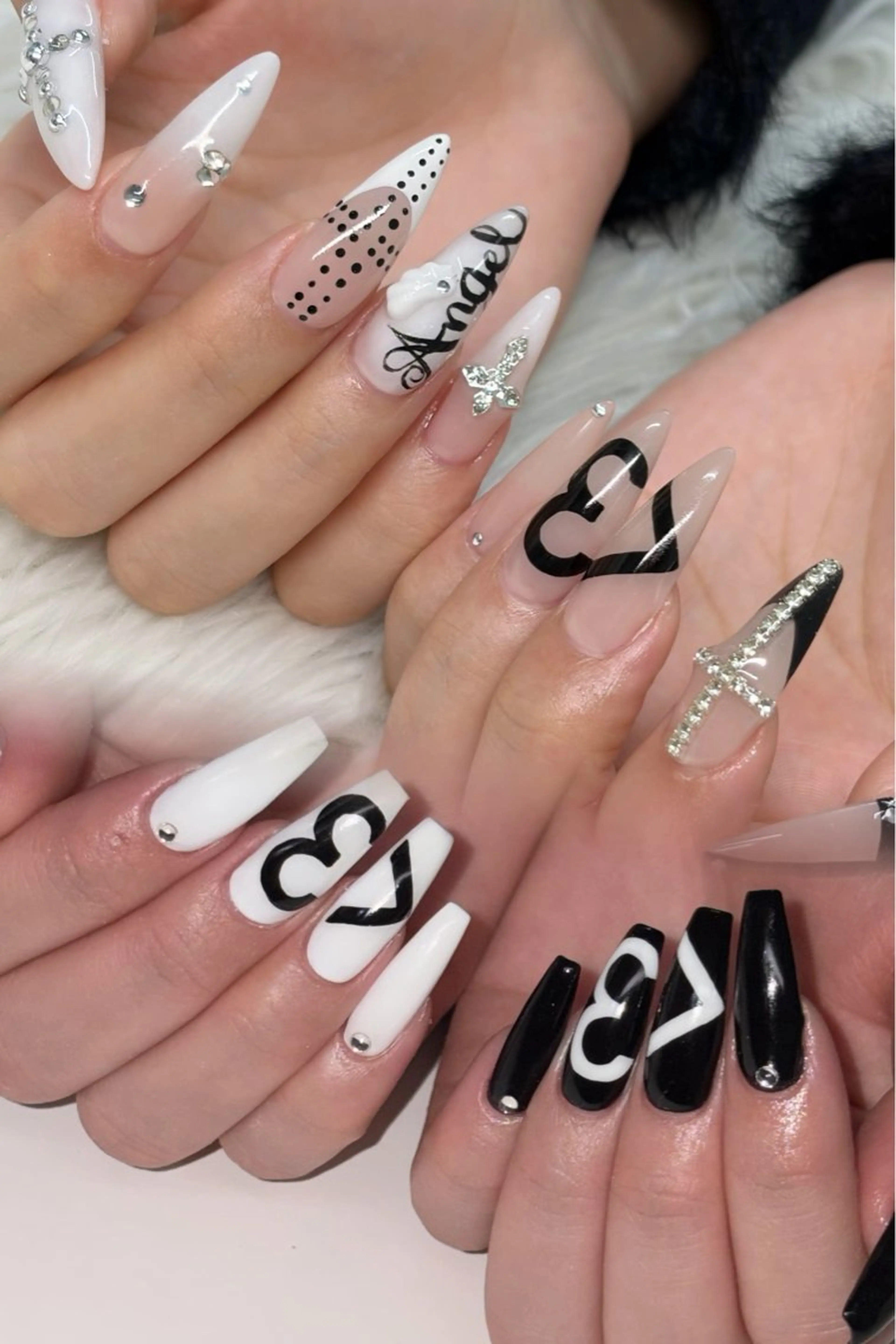 ネイル ハンドネイル Bitty／ SENA⋆˙⟡ —のネイルデザイン