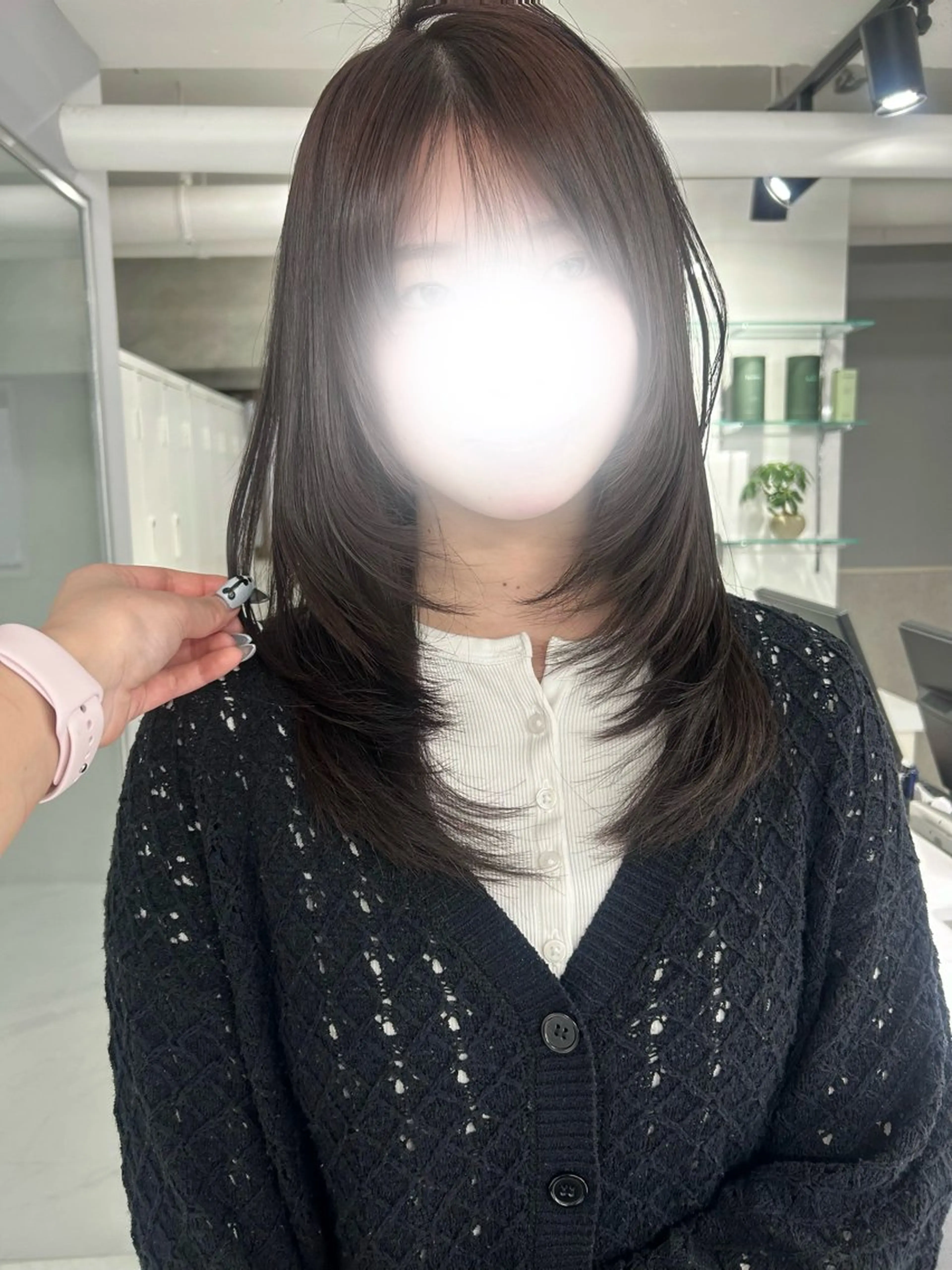 セミロング 髪質改善 ヘアカラー ️💜akari💜 ハイトーン/レイヤーのヘアスタイル