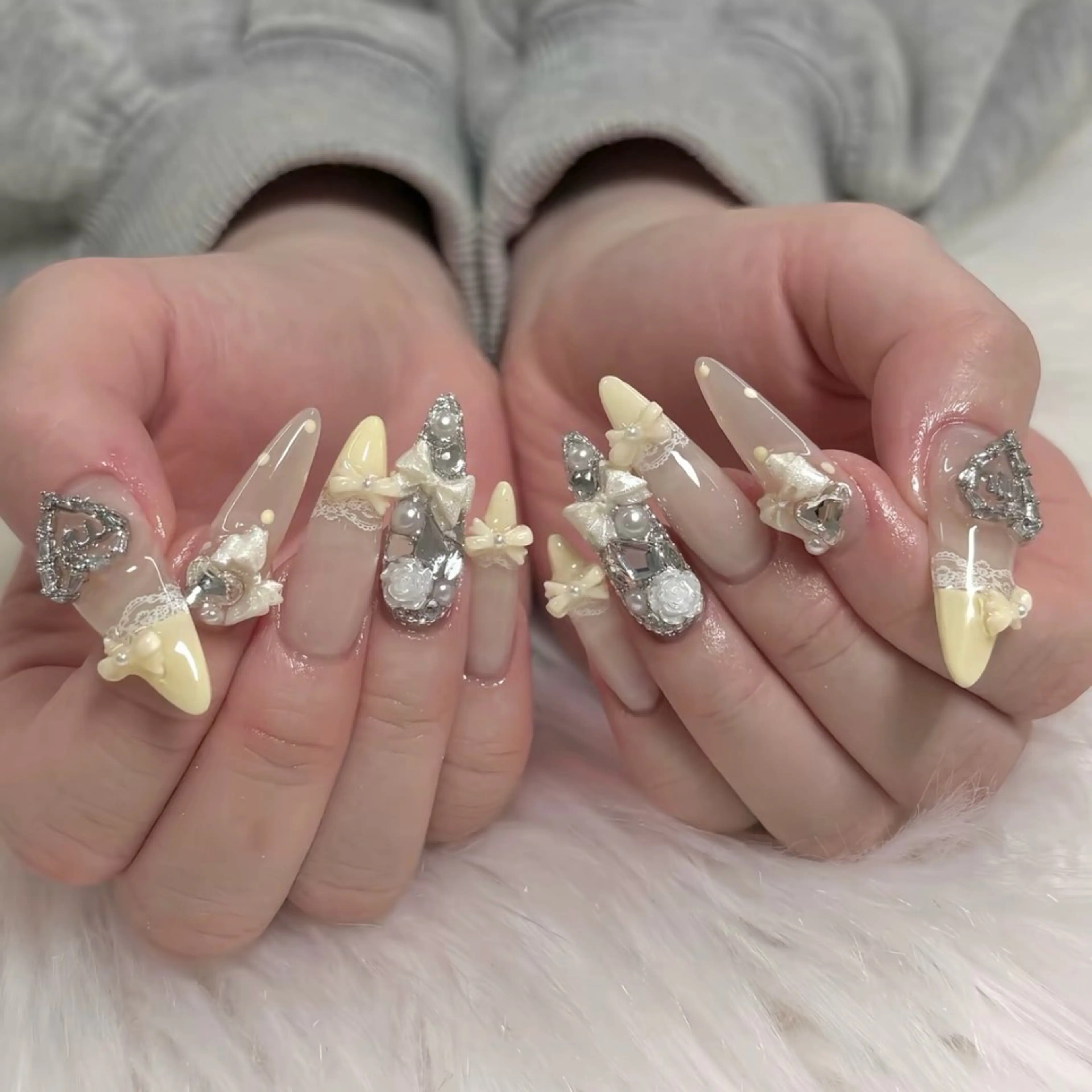 ネイル ハンドネイル Luna Gladeのネイルデザイン