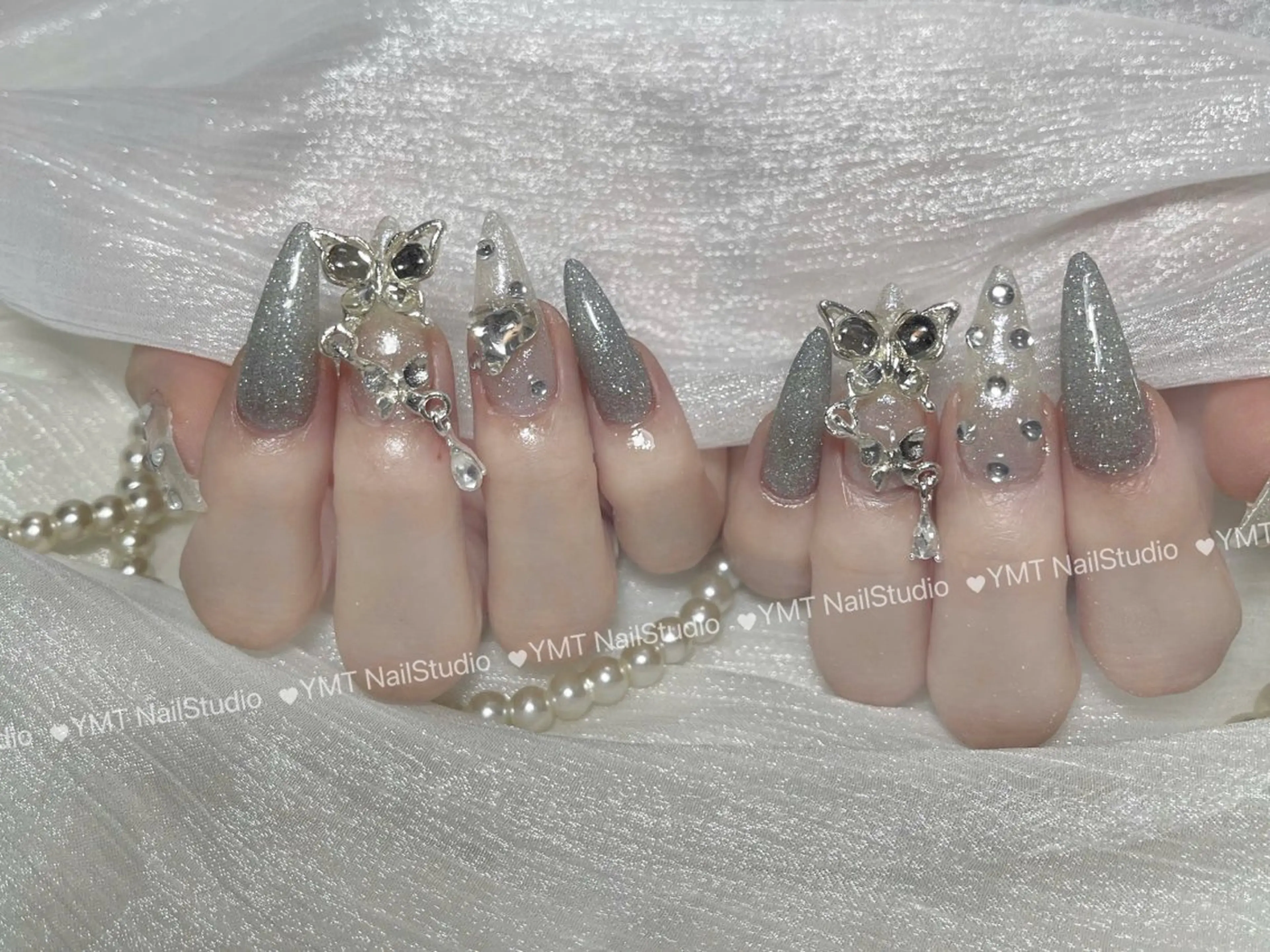 ネイル 長さ出し フットネイル ジェルネイル 韓国ネイル マグネットネイル ハンドネイル YMT NailStudioのネイルデザイン