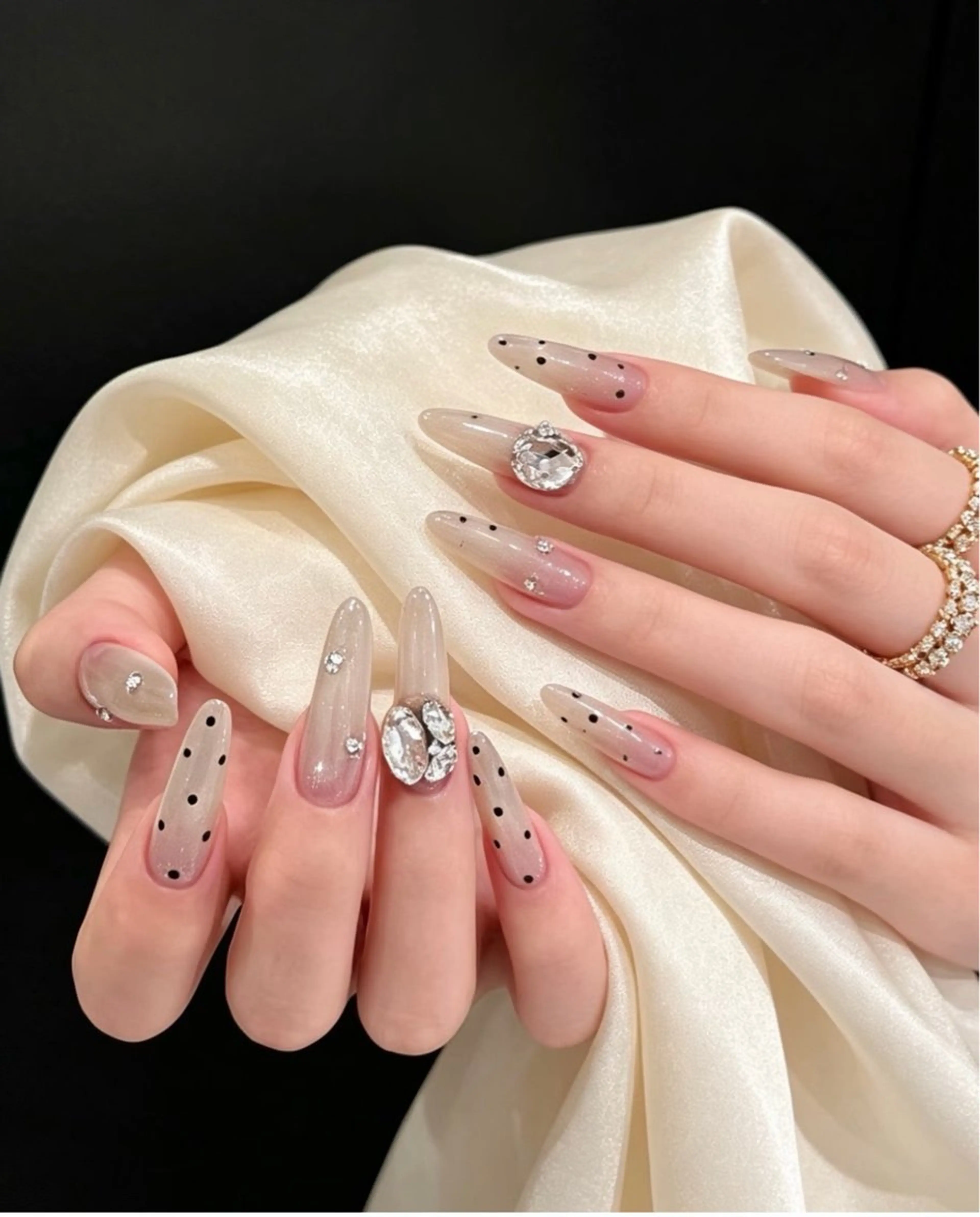 ネイル フレンチネイル キラキラネイル 韓国ネイル シンプルネイル ワンホンネイル ハンドネイル MEI Nailのネイルデザイン