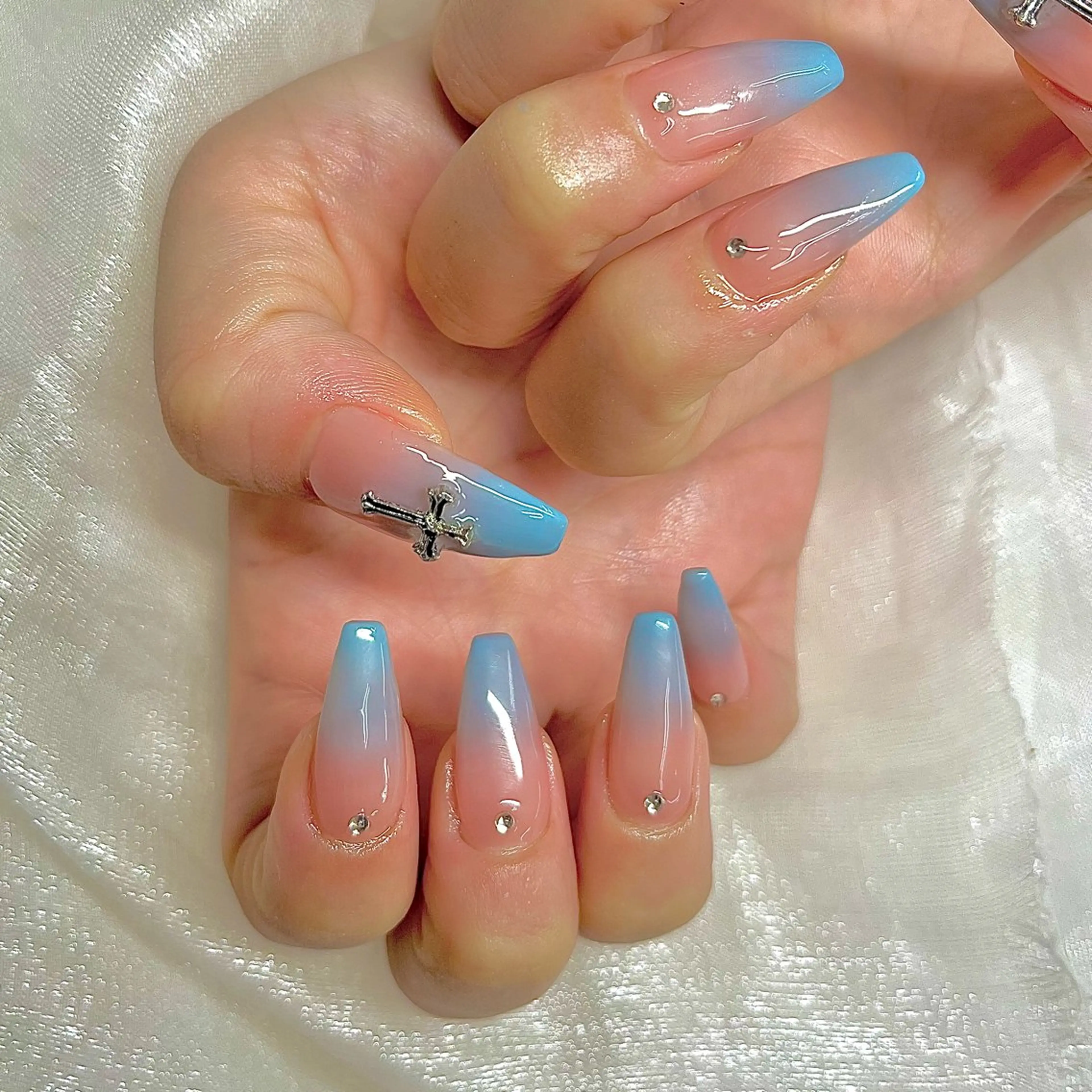 ネイル グラデーション ハンドネイル ハンドケア Fairy Nailのネイルデザイン