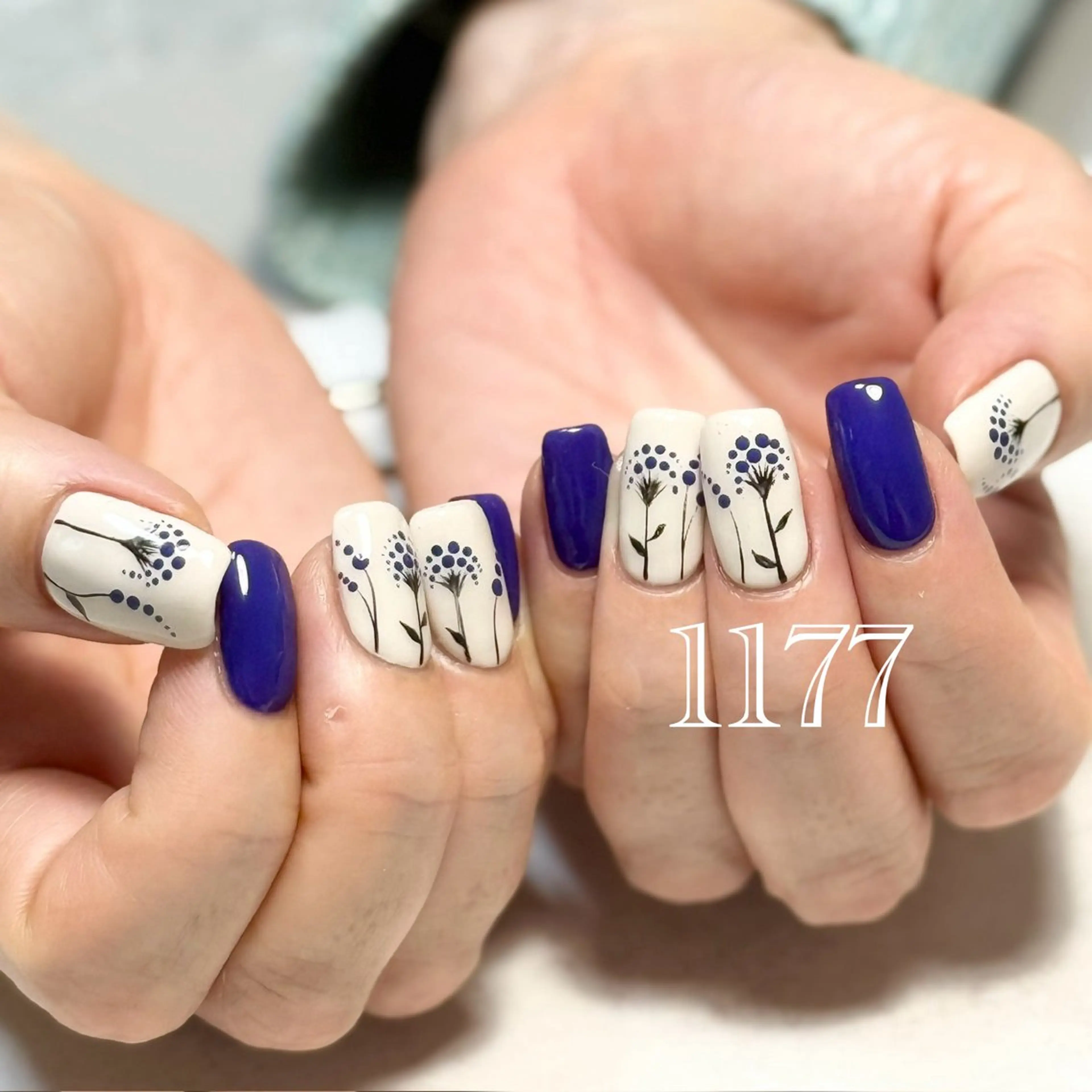 ネイル ハンドネイル nailsalon 1177のネイルデザイン