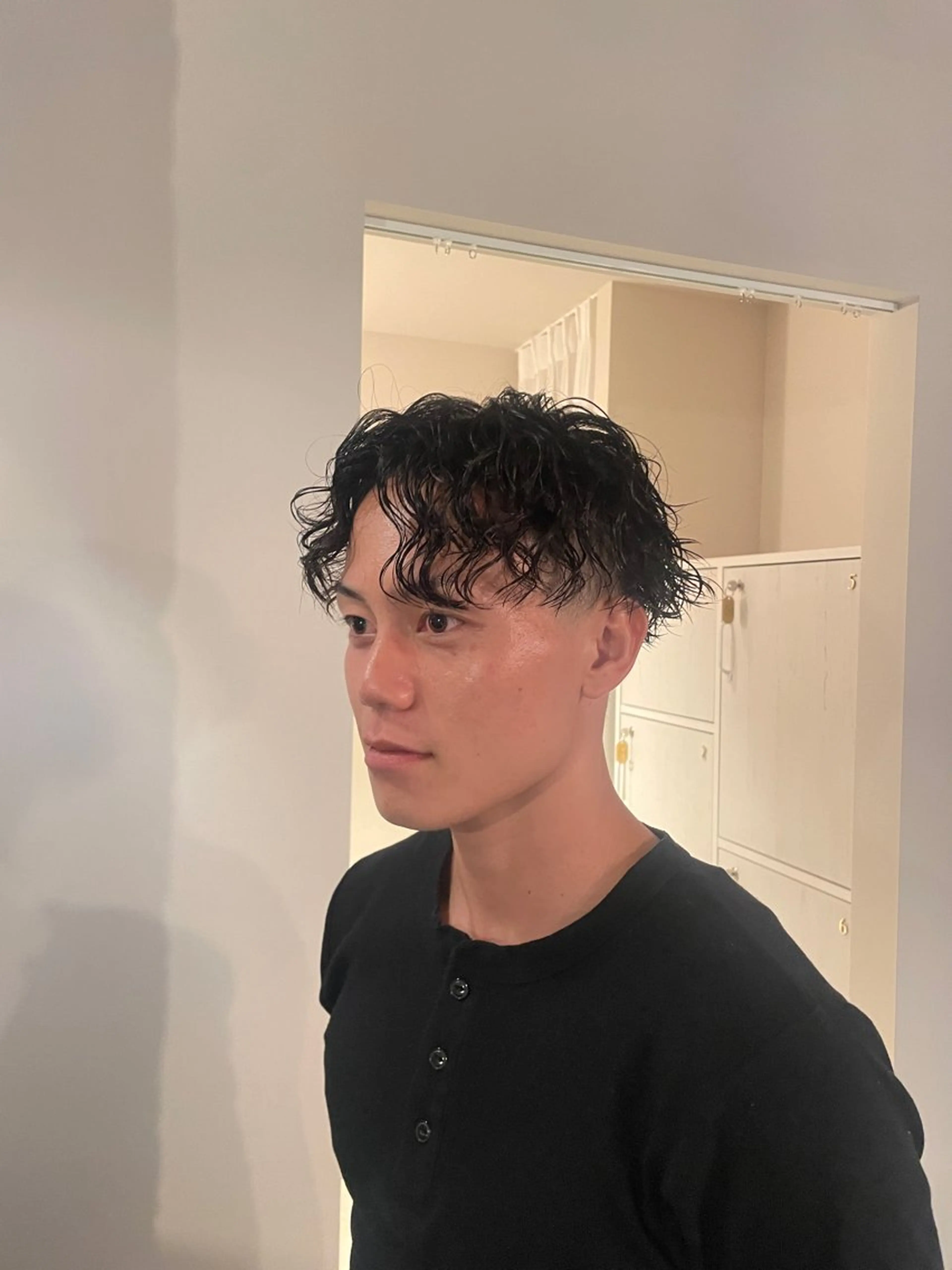 ショート パーマ 森田 鴻之介のヘアスタイル