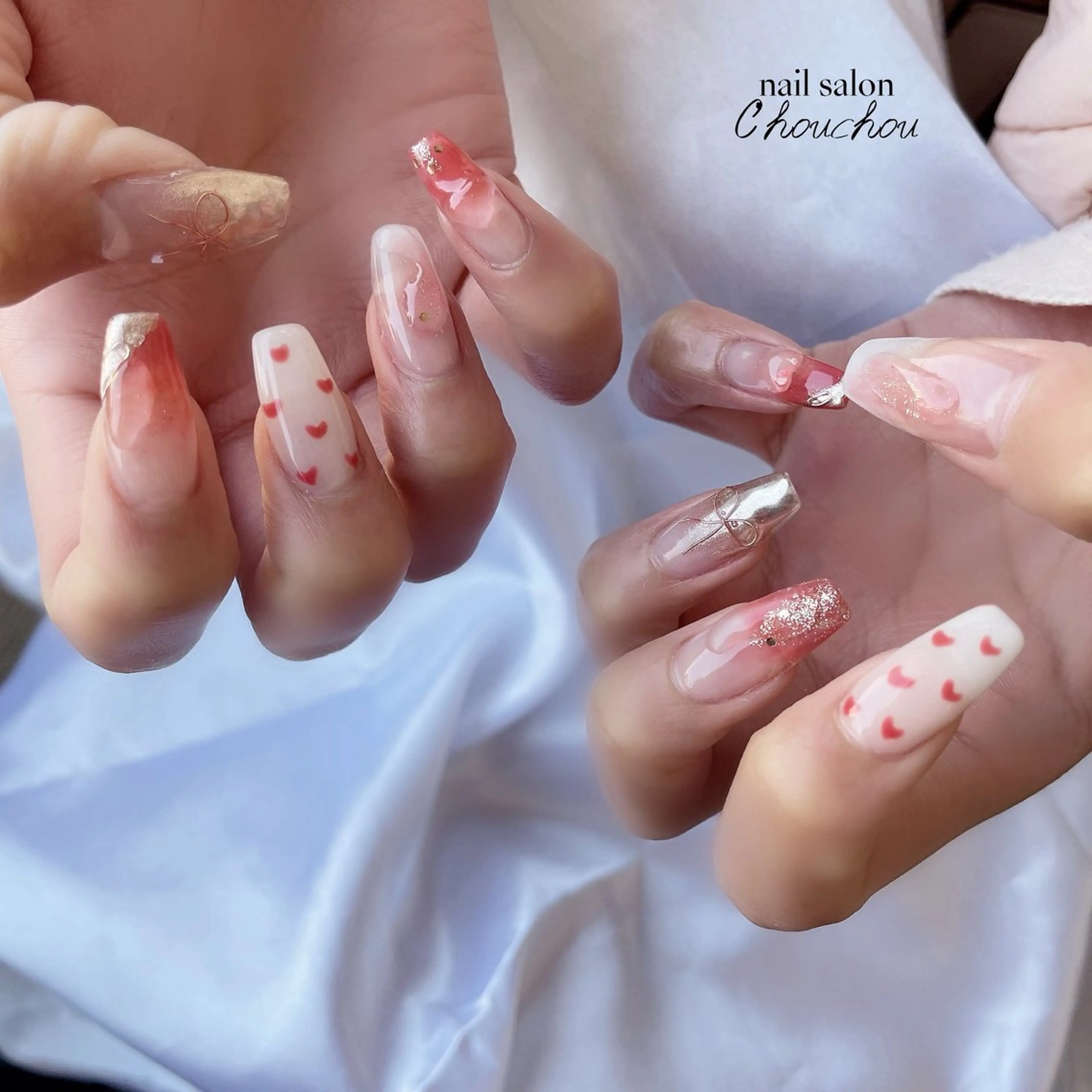 ネイル ドット ハート ニュアンスネイル C'hou chouのネイルデザイン