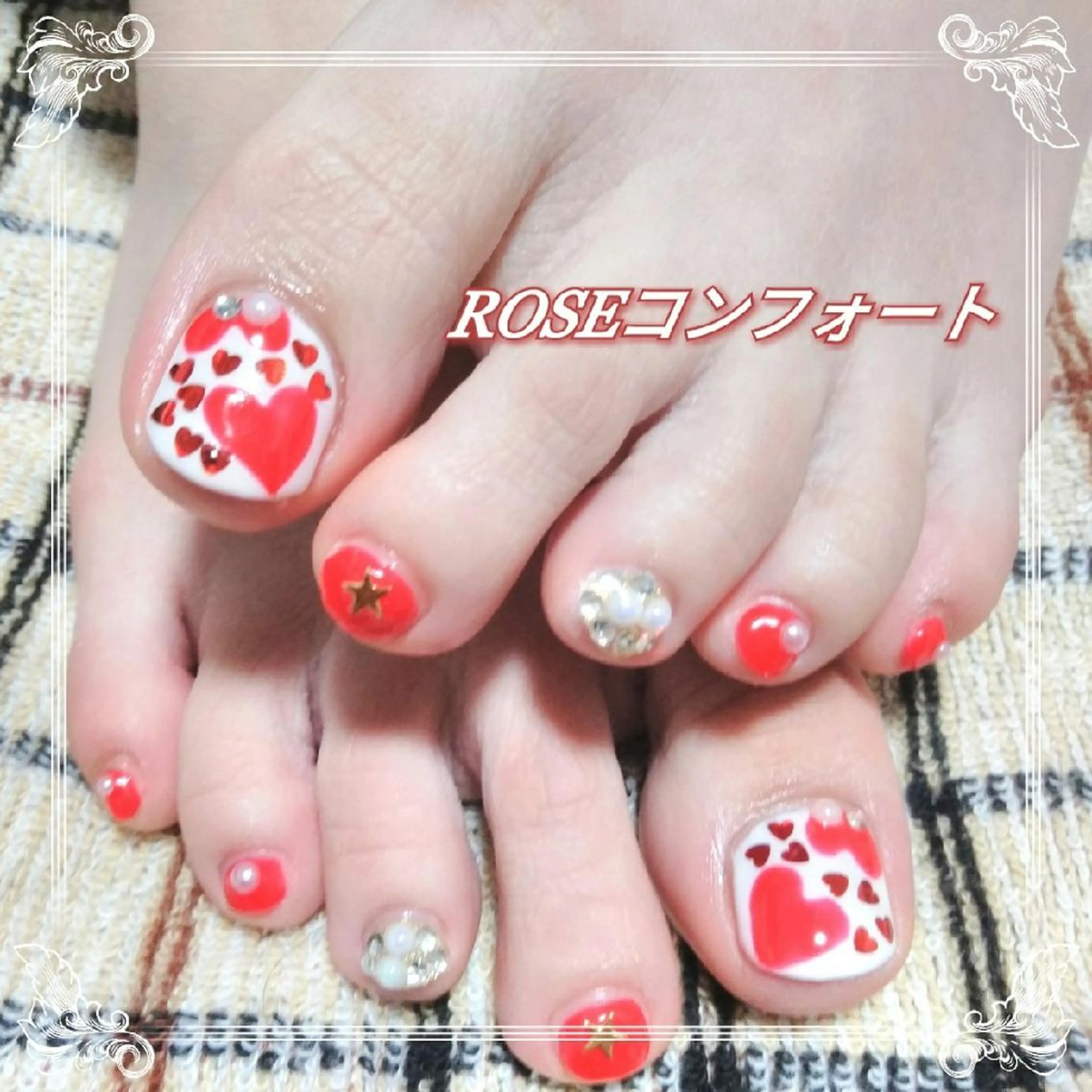 ネイル フットネイル エステとネイル ローズコンフォートのネイルデザイン