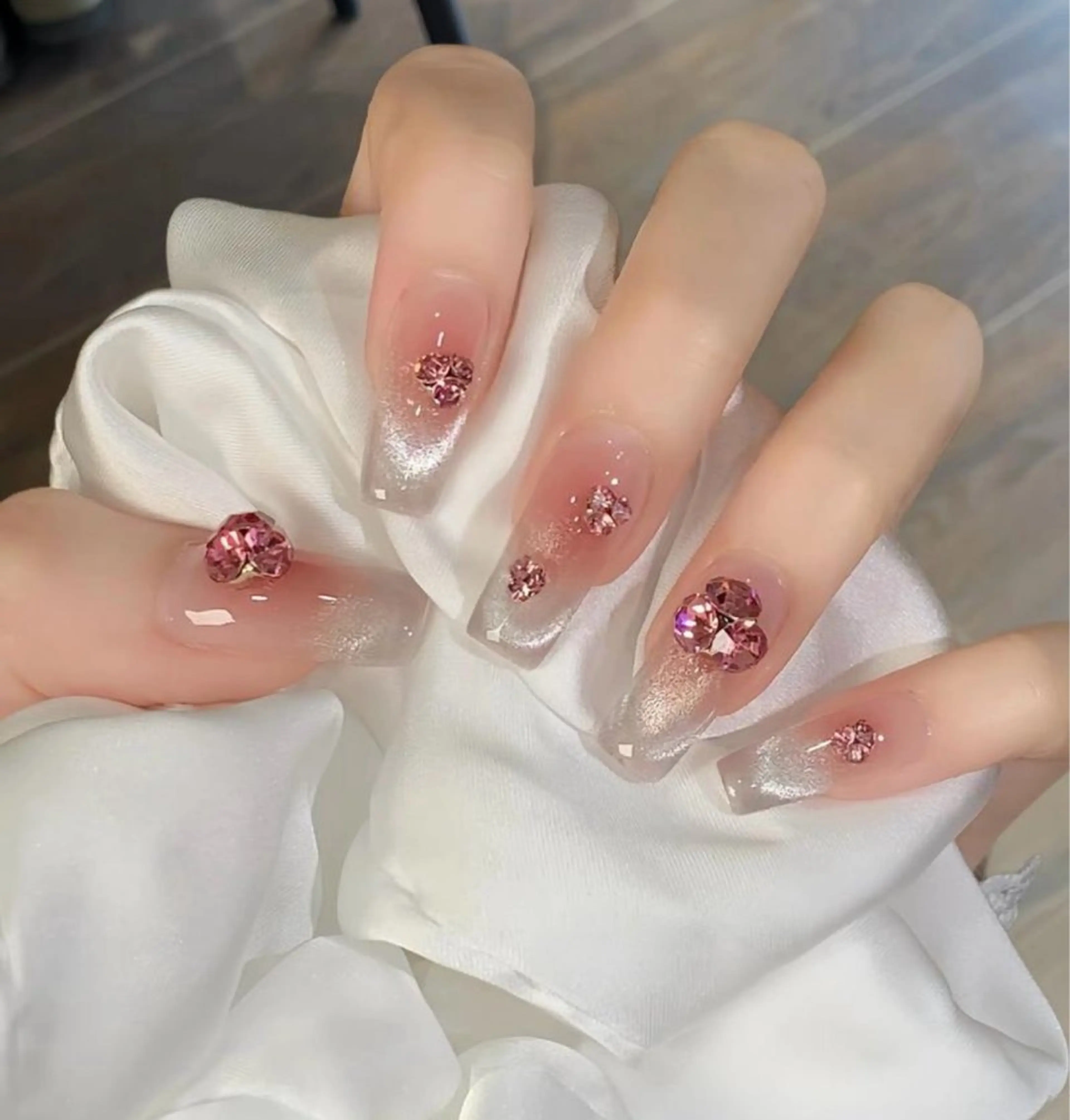 ネイル チークネイル 長さ出し フレンチネイル ガーリー 韓国ネイル sun nail池袋 モデル募集のネイルデザイン