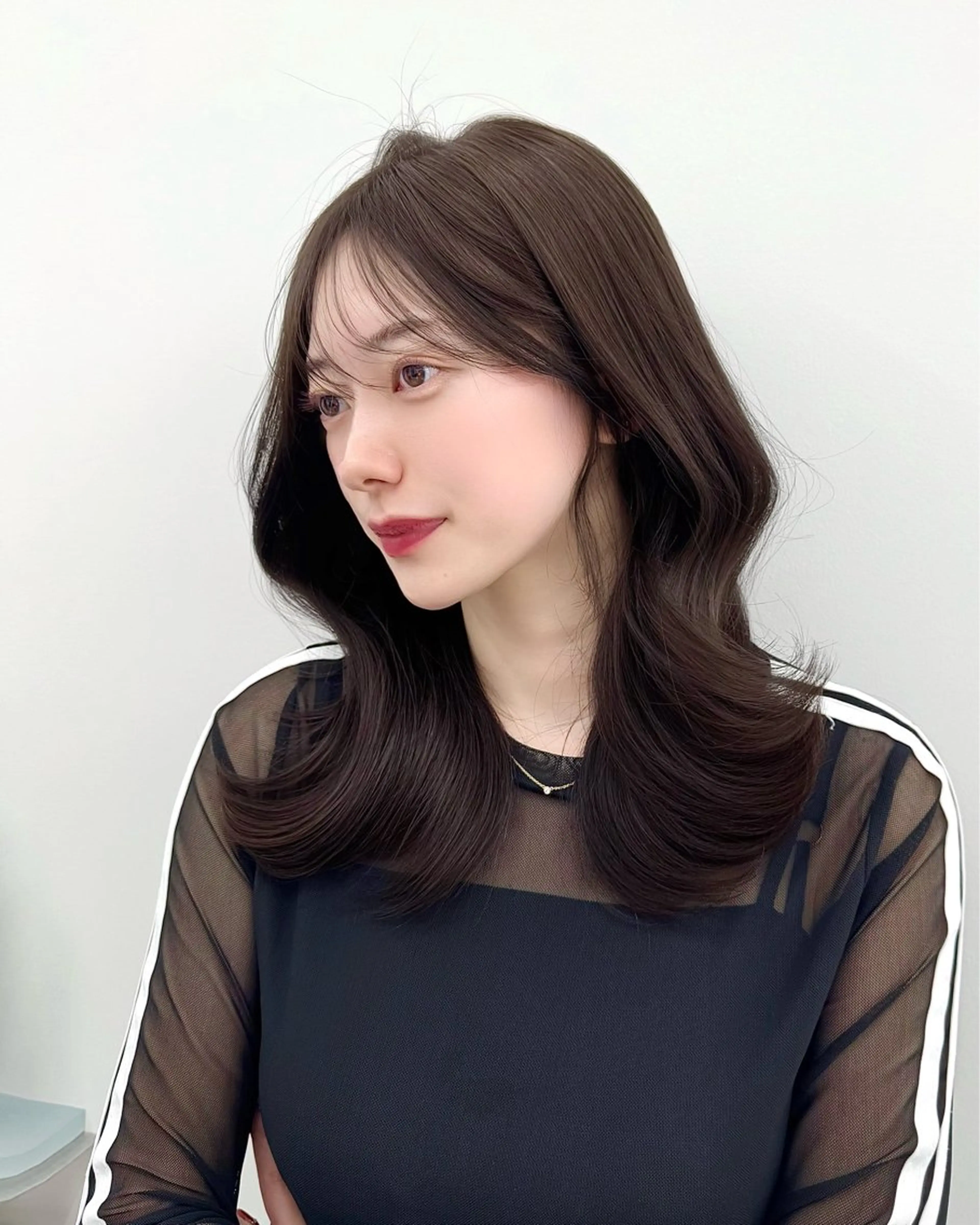 ミディアム 韓国ヘア　紗希 🦋のヘアスタイル