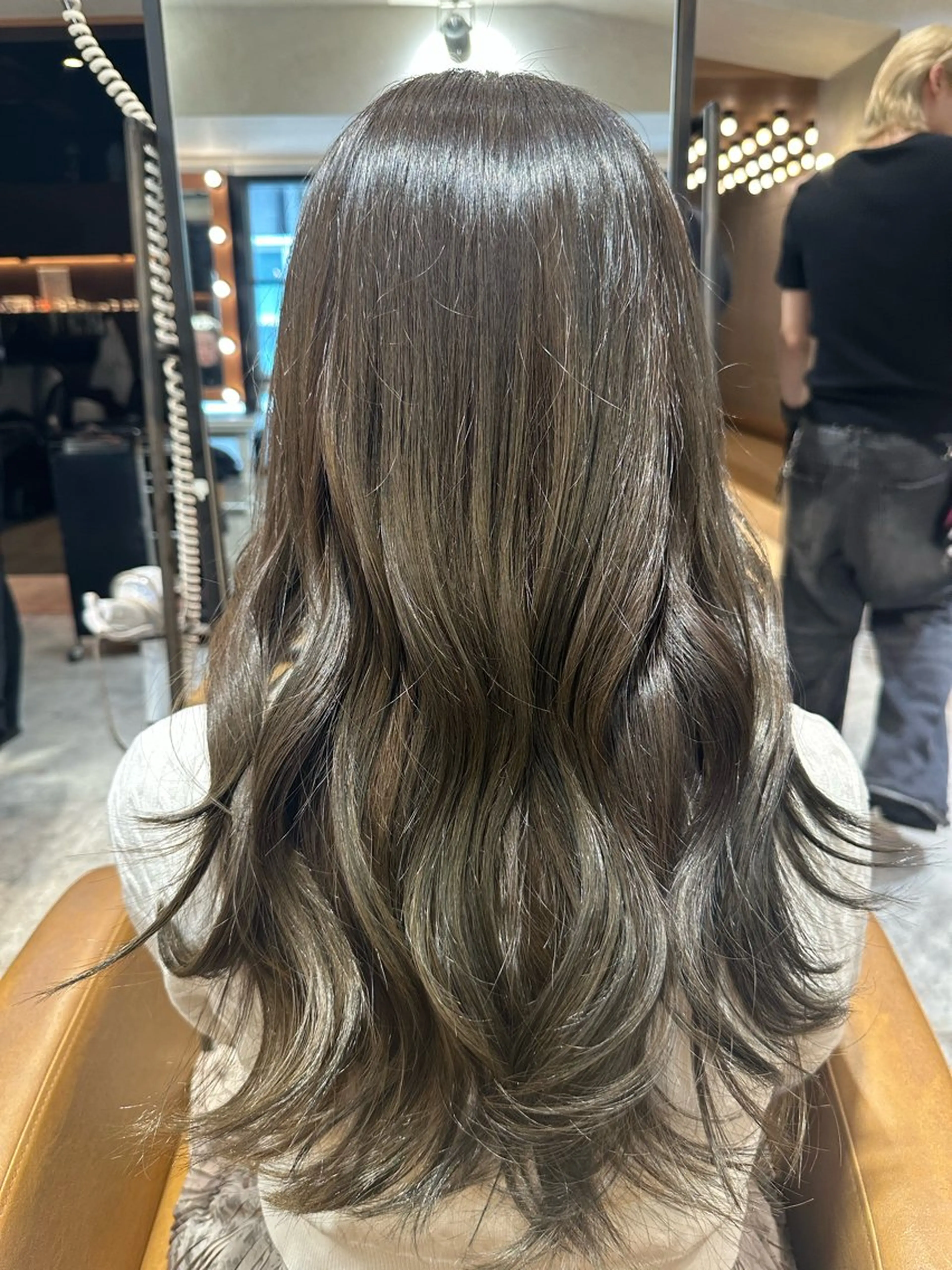 ロング カラー グレージュ オリーブグレージュ オリーブグレー レイヤーカット レイヤー/艶髪/ 髪質改善/YUYAのヘアスタイル