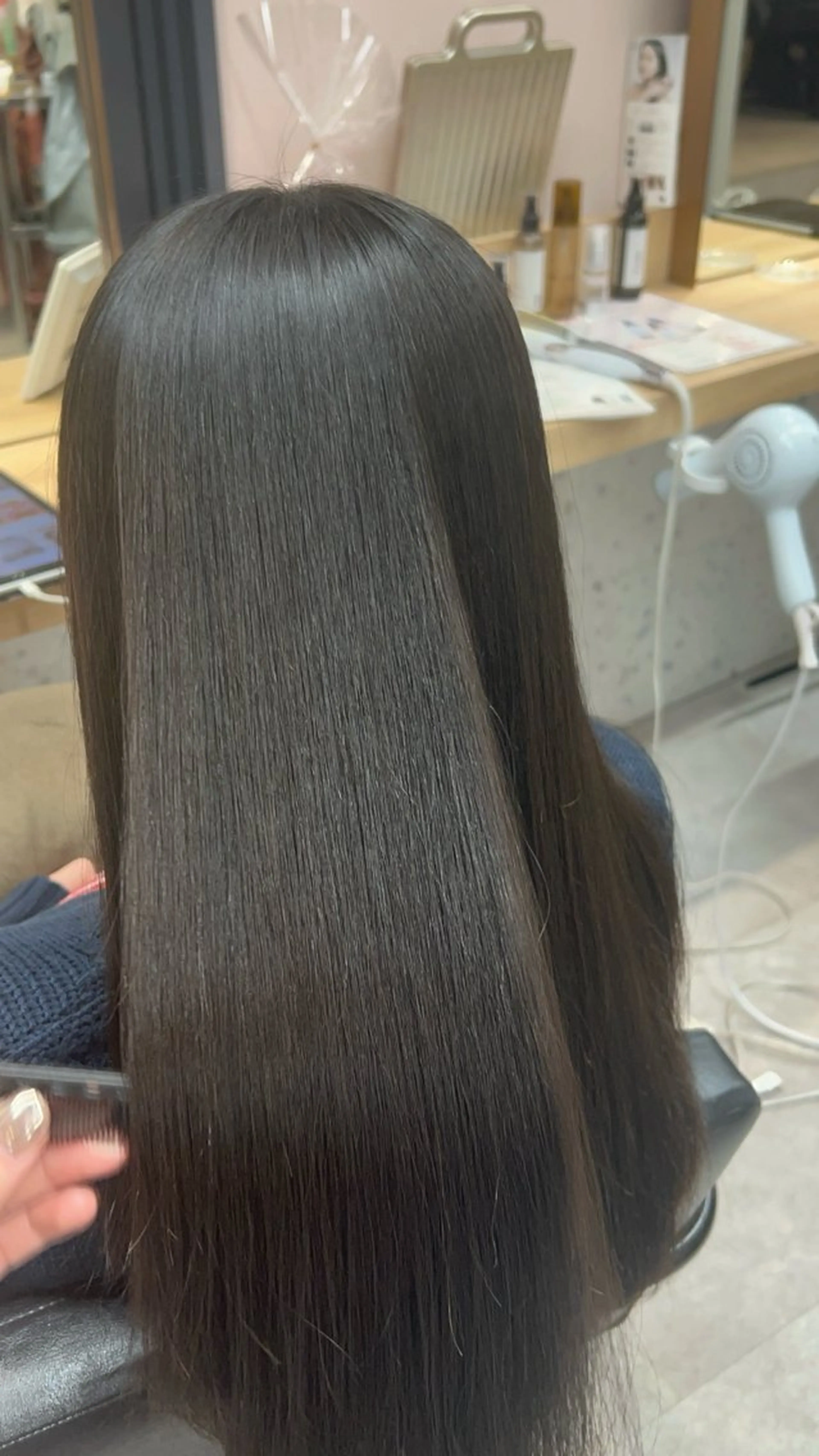 ロング 縮毛矯正 トリートメント 縮毛矯正♡透明感 カラー髙田海斗のヘアスタイル