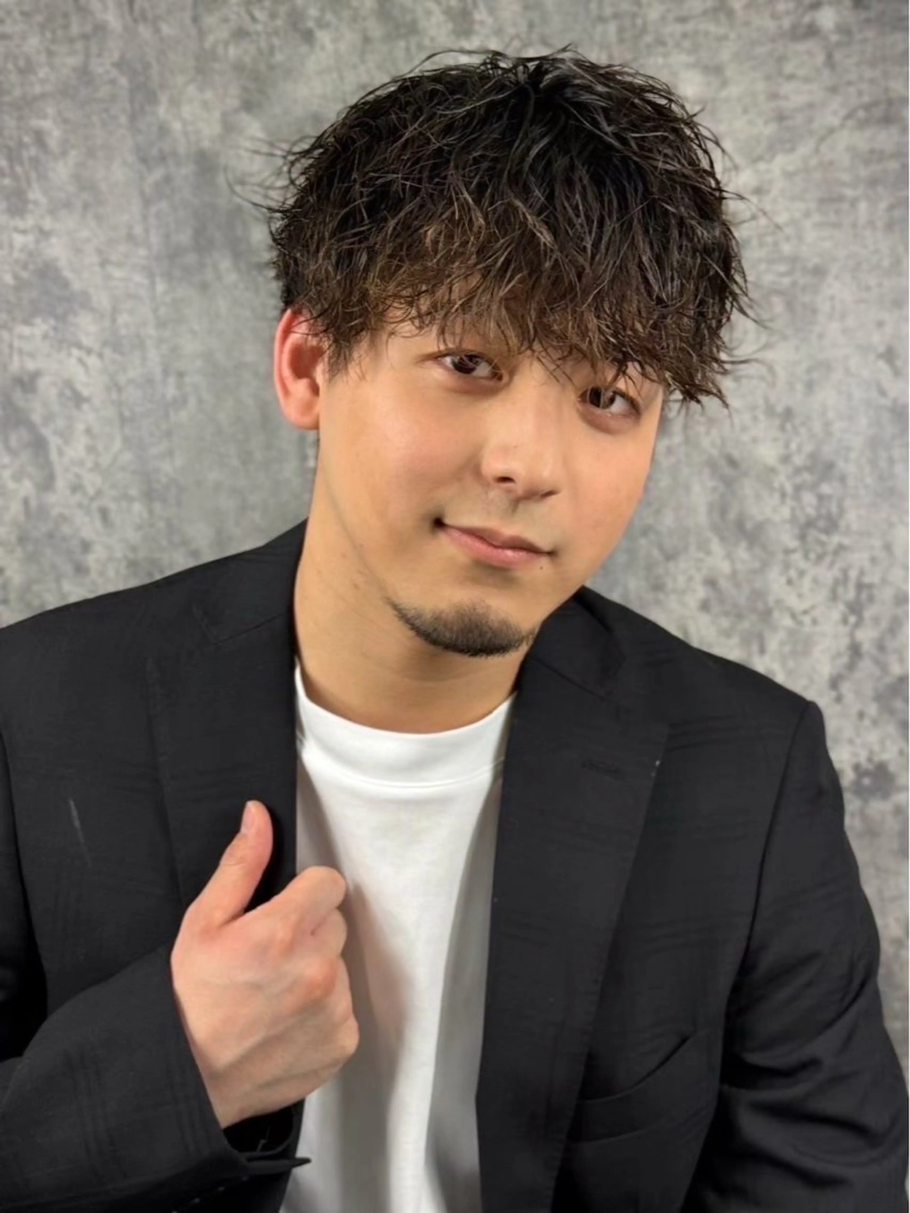 ショート カラー パーマ メンズ 武井 凌のヘアスタイル