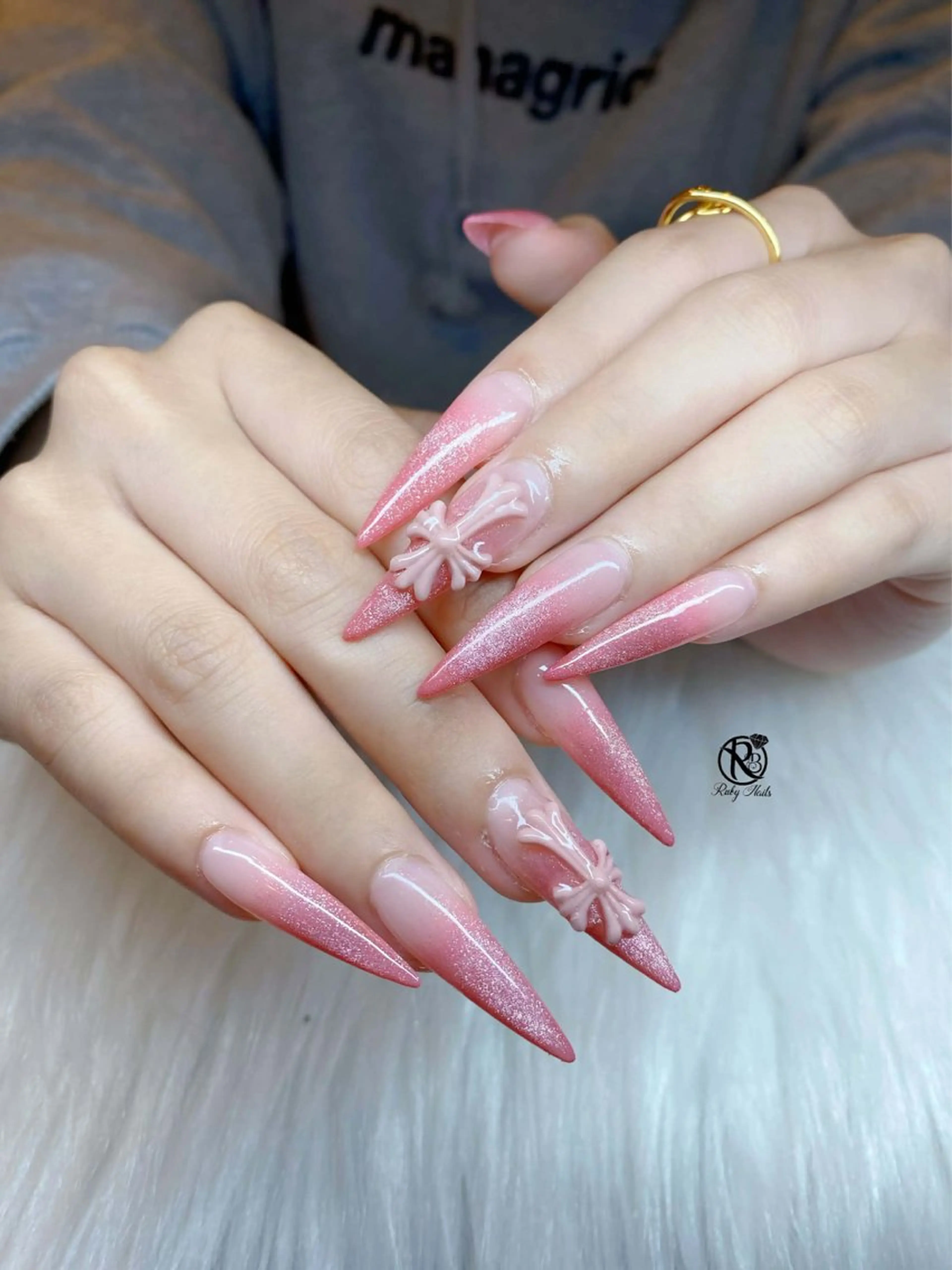 ネイル アートネイル チークネイル 桜ネイル 成人式 フレンチネイル ハンドネイル RUBY Nail 日暮里店のネイルデザイン