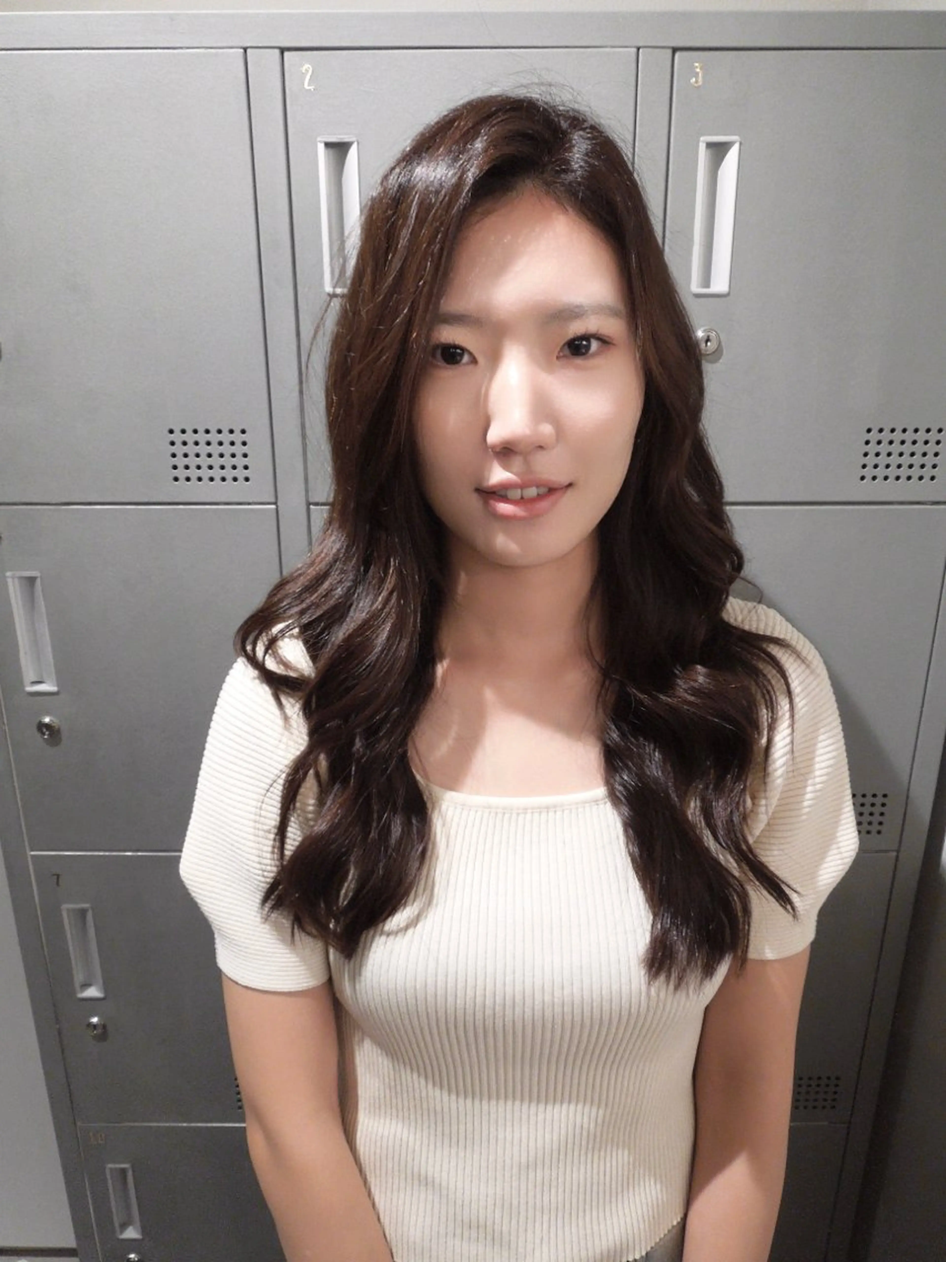 セミロング カット ヘアカラー 【天満1艶髪】潤艶/ 髪質改善🌹釣本竜哉のヘアスタイル