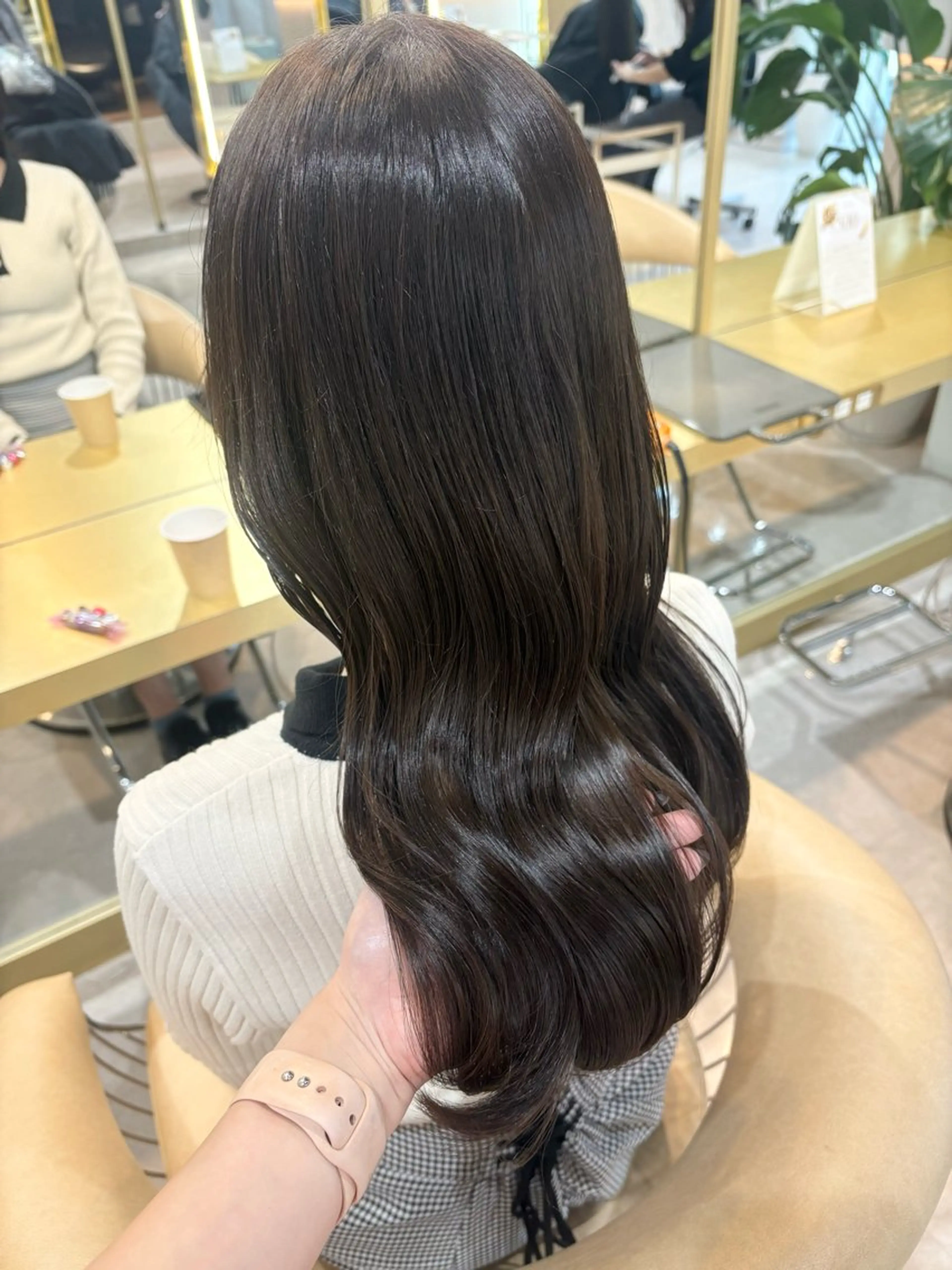 ロング カラー カット ヘアカラー トリートメント moeka レイヤー /艶カラー/韓国のヘアスタイル