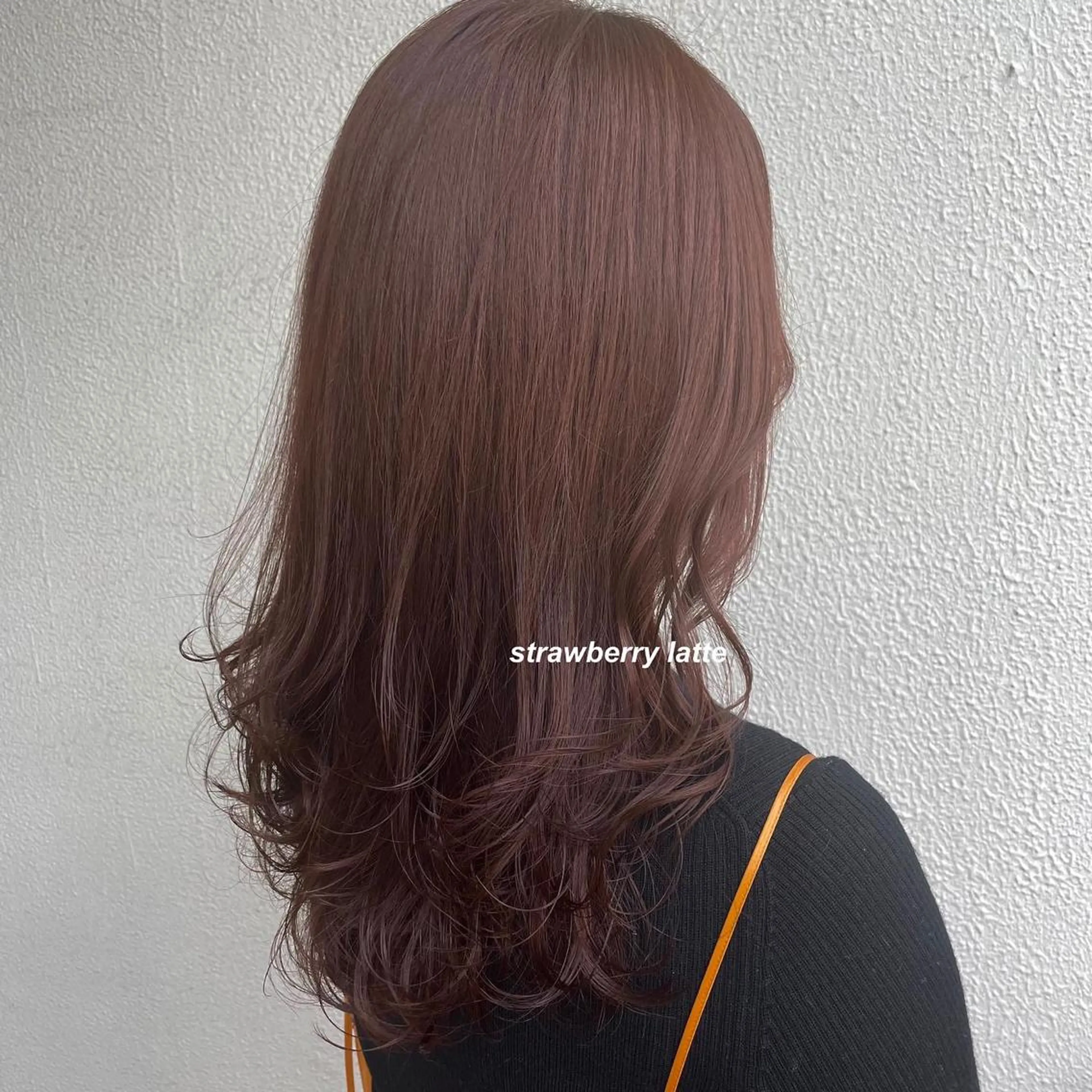 セミロング カラー ヘアカラー トリートメント ヘッドスパ Qin shaire salon 原宿店所属・レイヤーカット 韓国ヘアayameのヘアスタイル