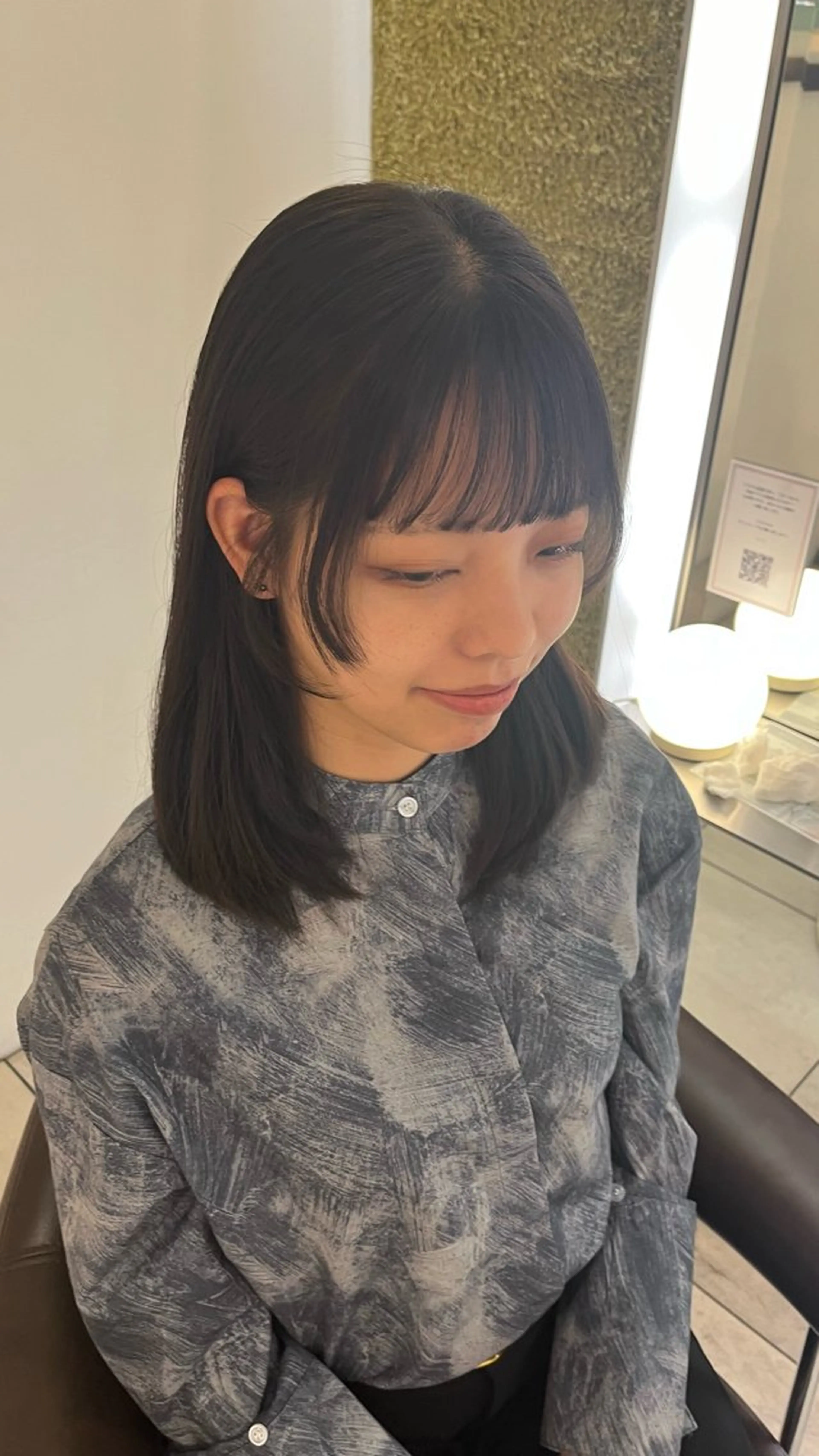 ミディアム ヘアカラー 顔周りカット/ 透明感カラー/ユナのヘアスタイル