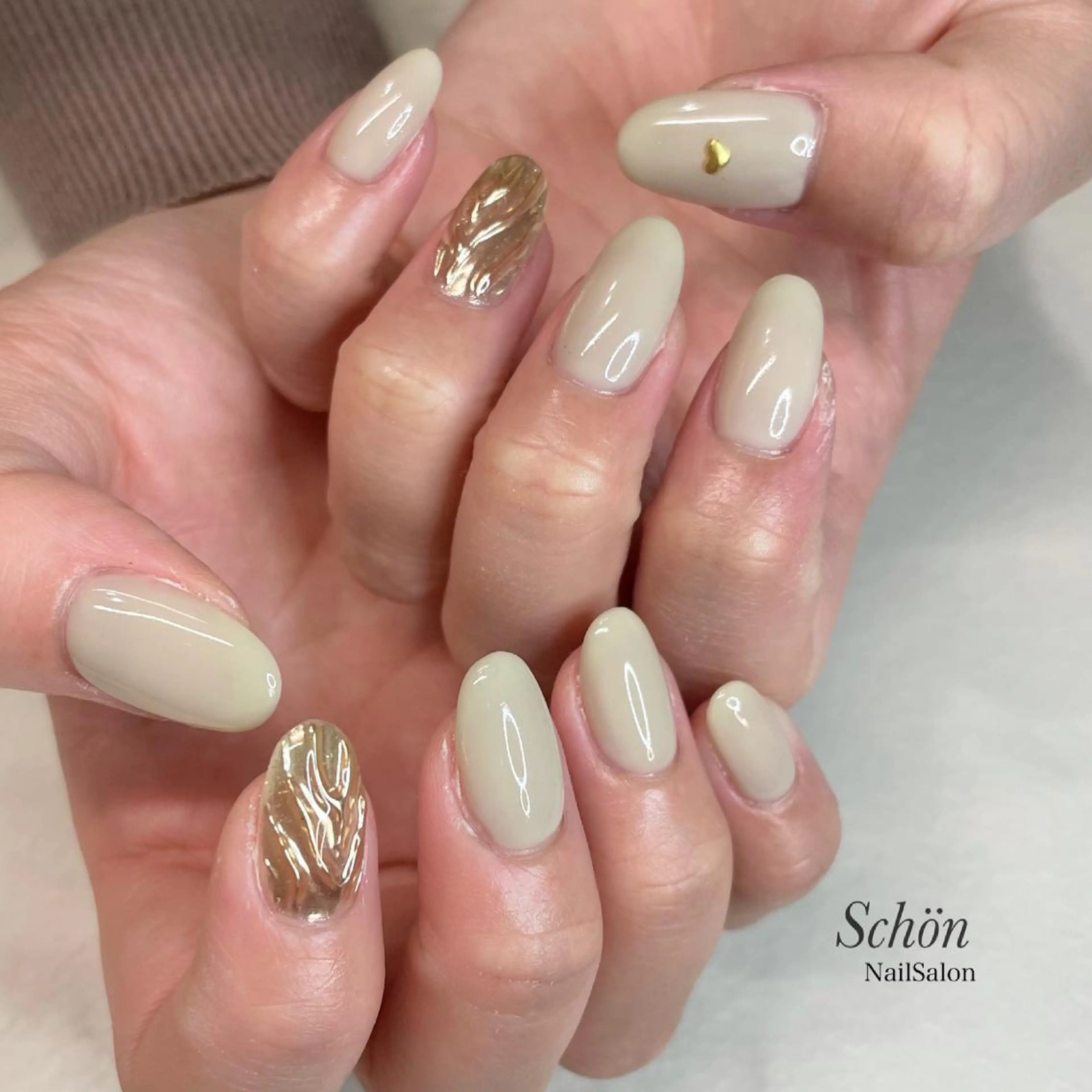 ネイル ストーンネイル Schön NailSalon所属・Schön NailSalonのネイルデザイン