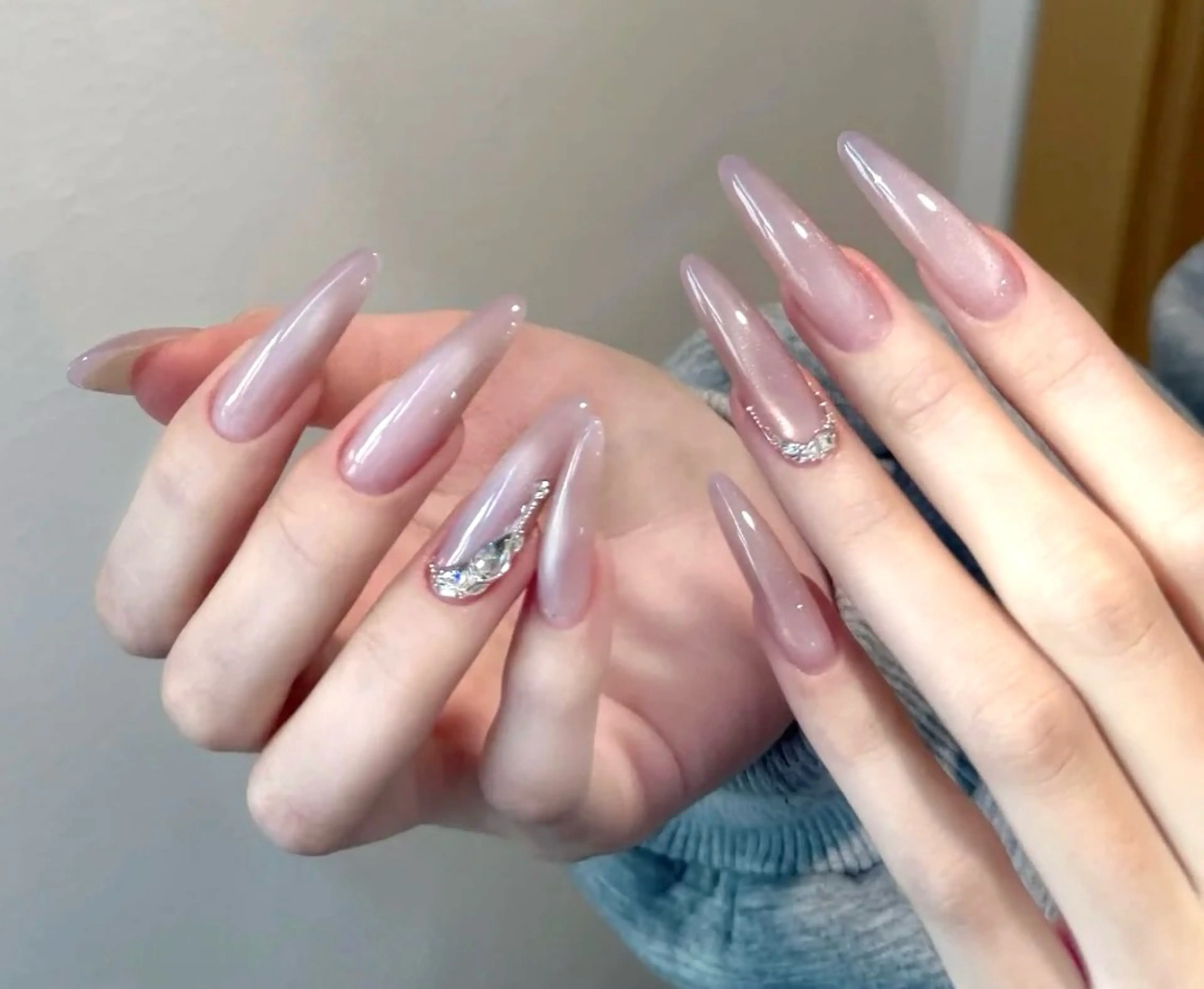 ネイル ハンドネイル ハンドケア queen nailのネイルデザイン