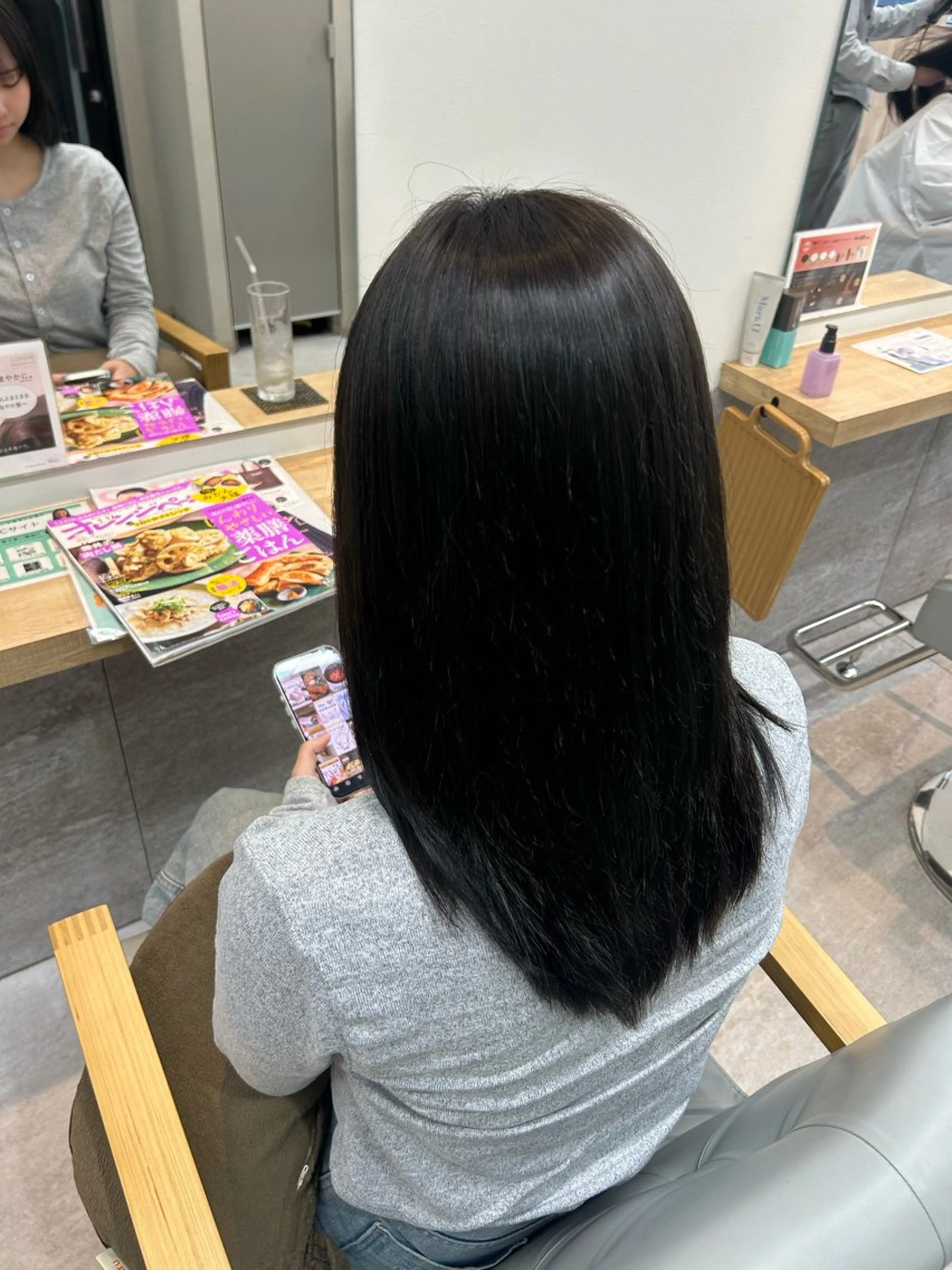 セミロング カラー ヘアカラー KANON🌷 博多千代のヘアスタイル