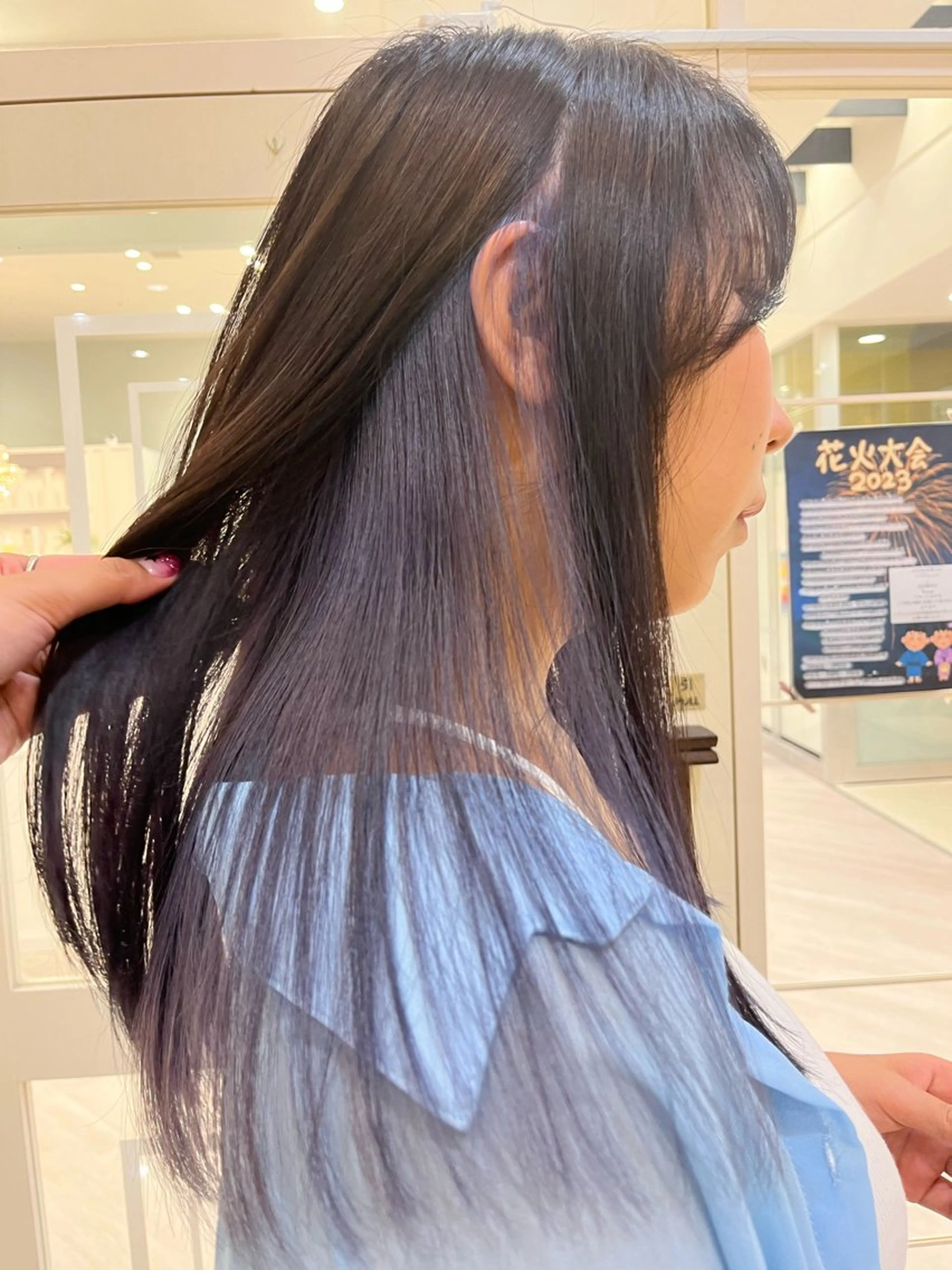 セミロング カラー カット ヘアカラー らいむ/レイヤー/ /イヤリングカラーのヘアスタイル