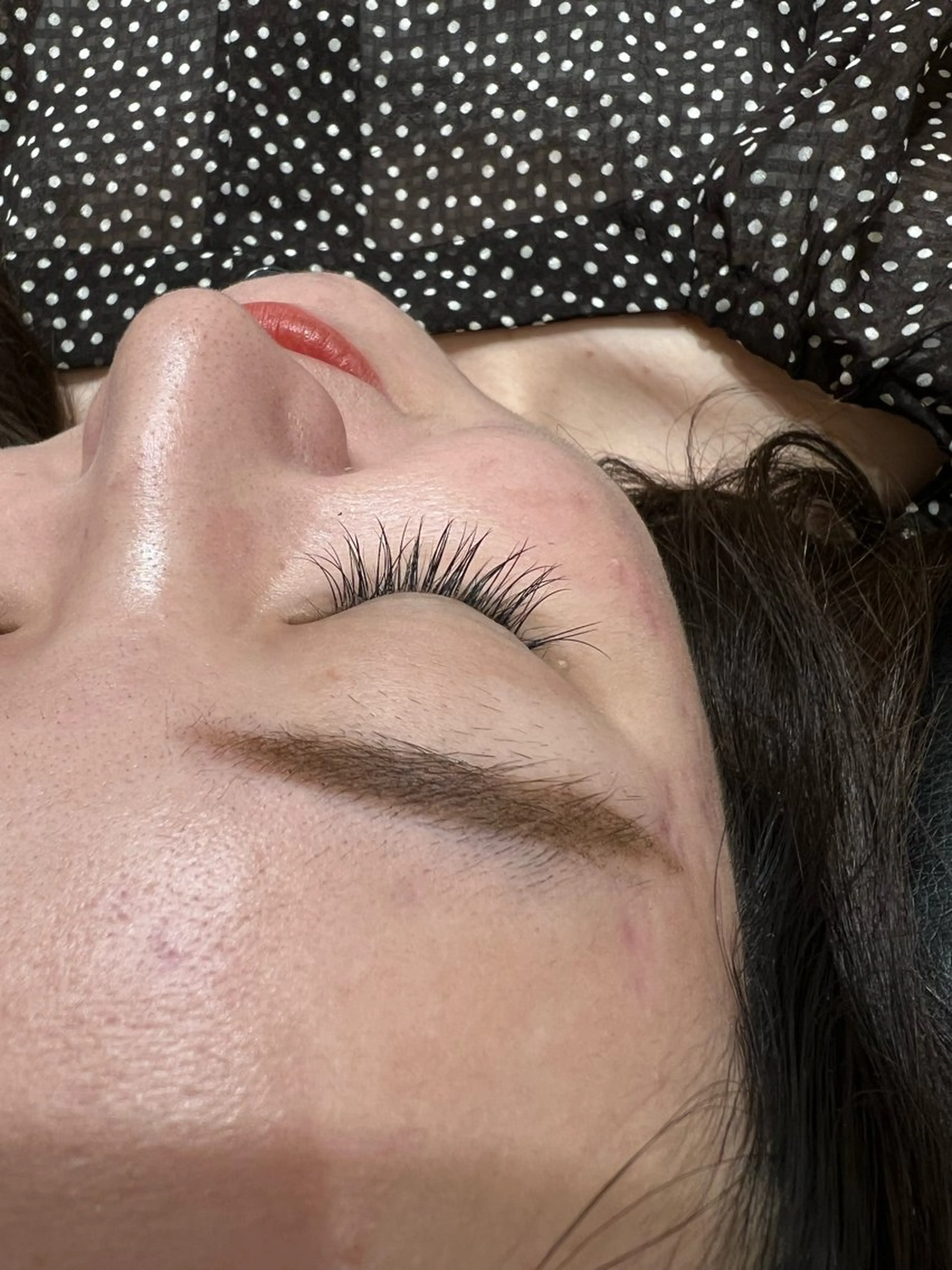 マツエク・マツパ アイブロウ ナチュラル letterby novel  はるみのヘアスタイル