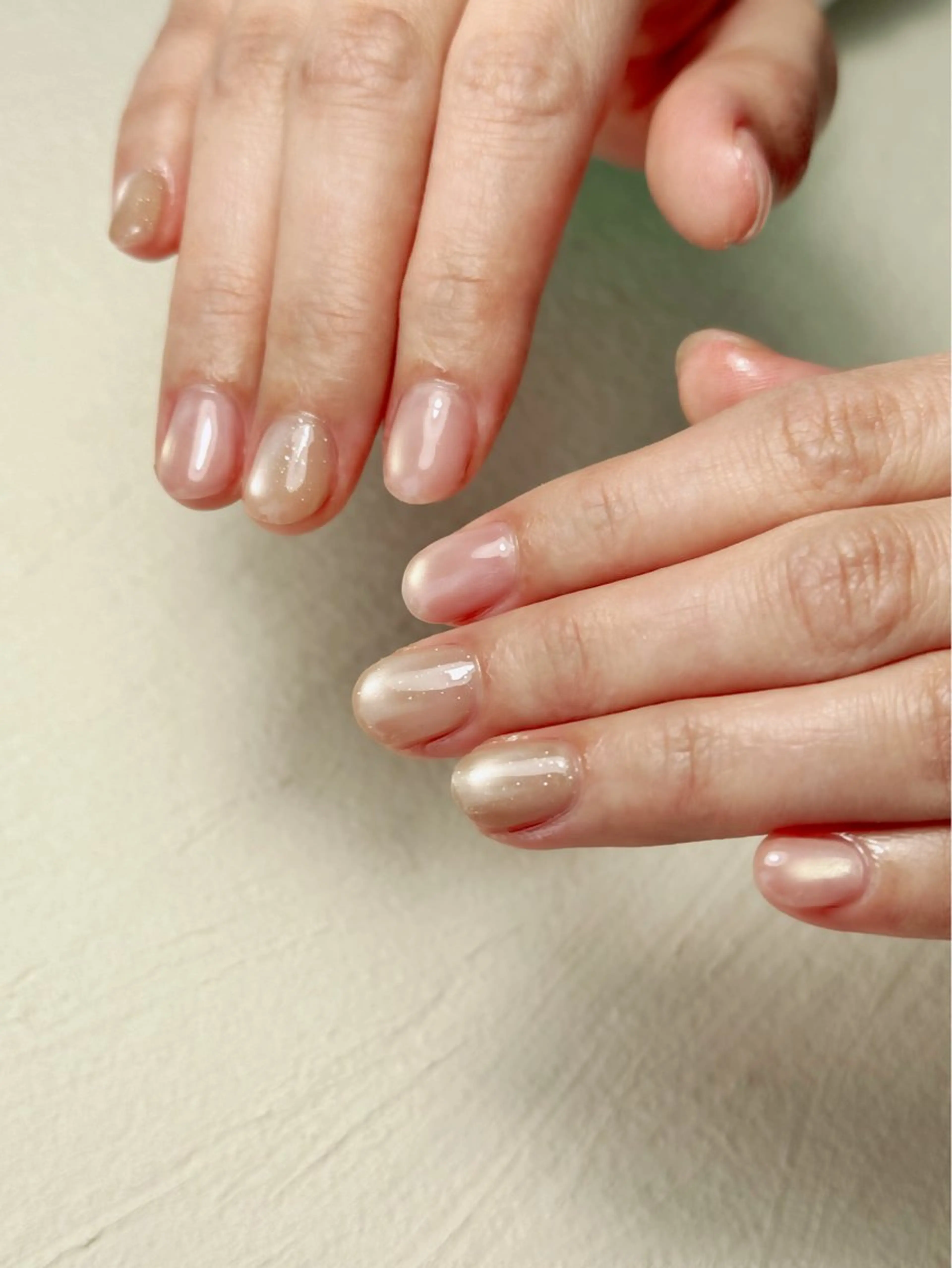 ネイル ハンドネイル Tiny Glowのネイルデザイン