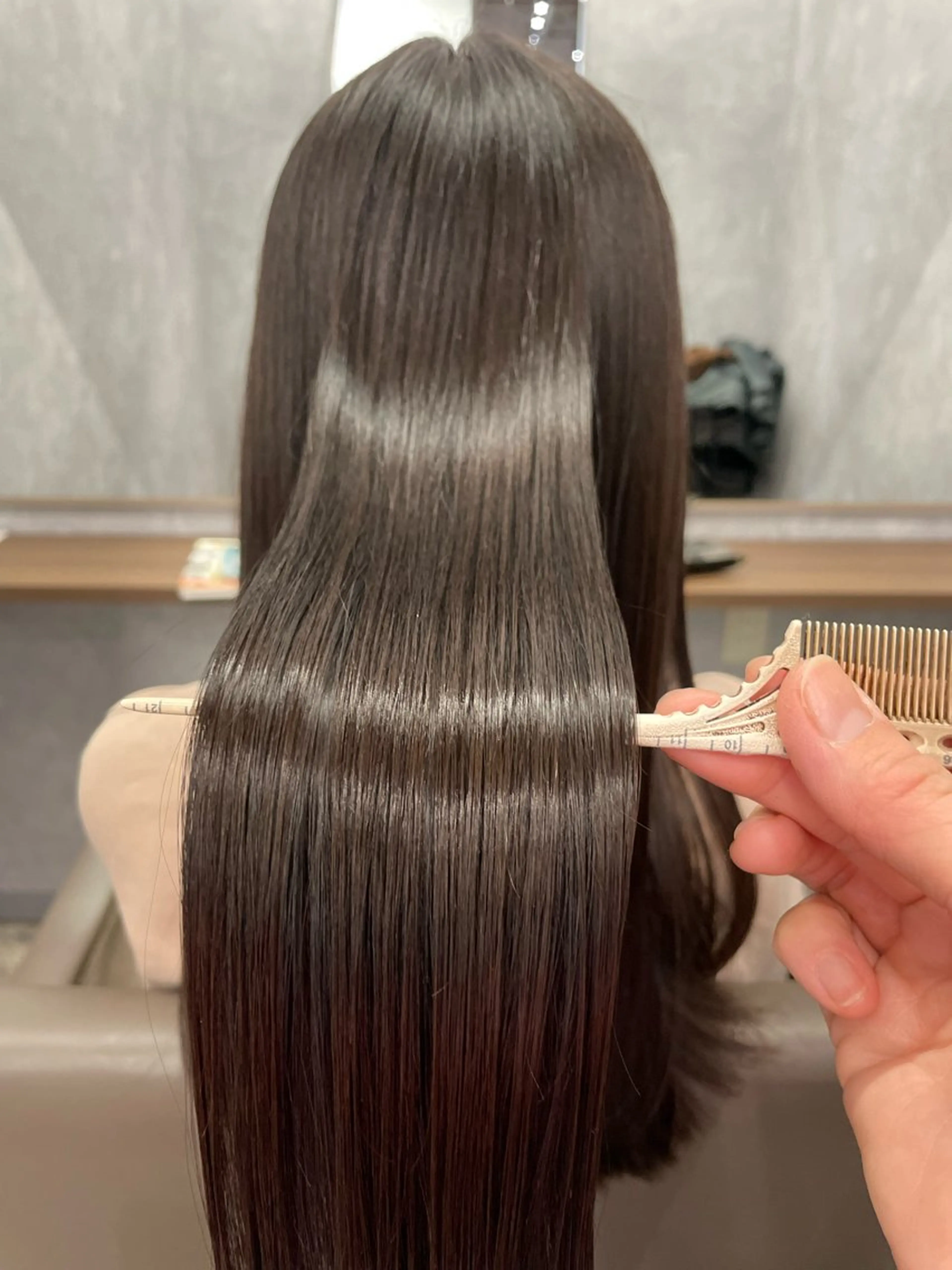 ロング 縮毛矯正 newi宮崎店 ゆきのヘアスタイル