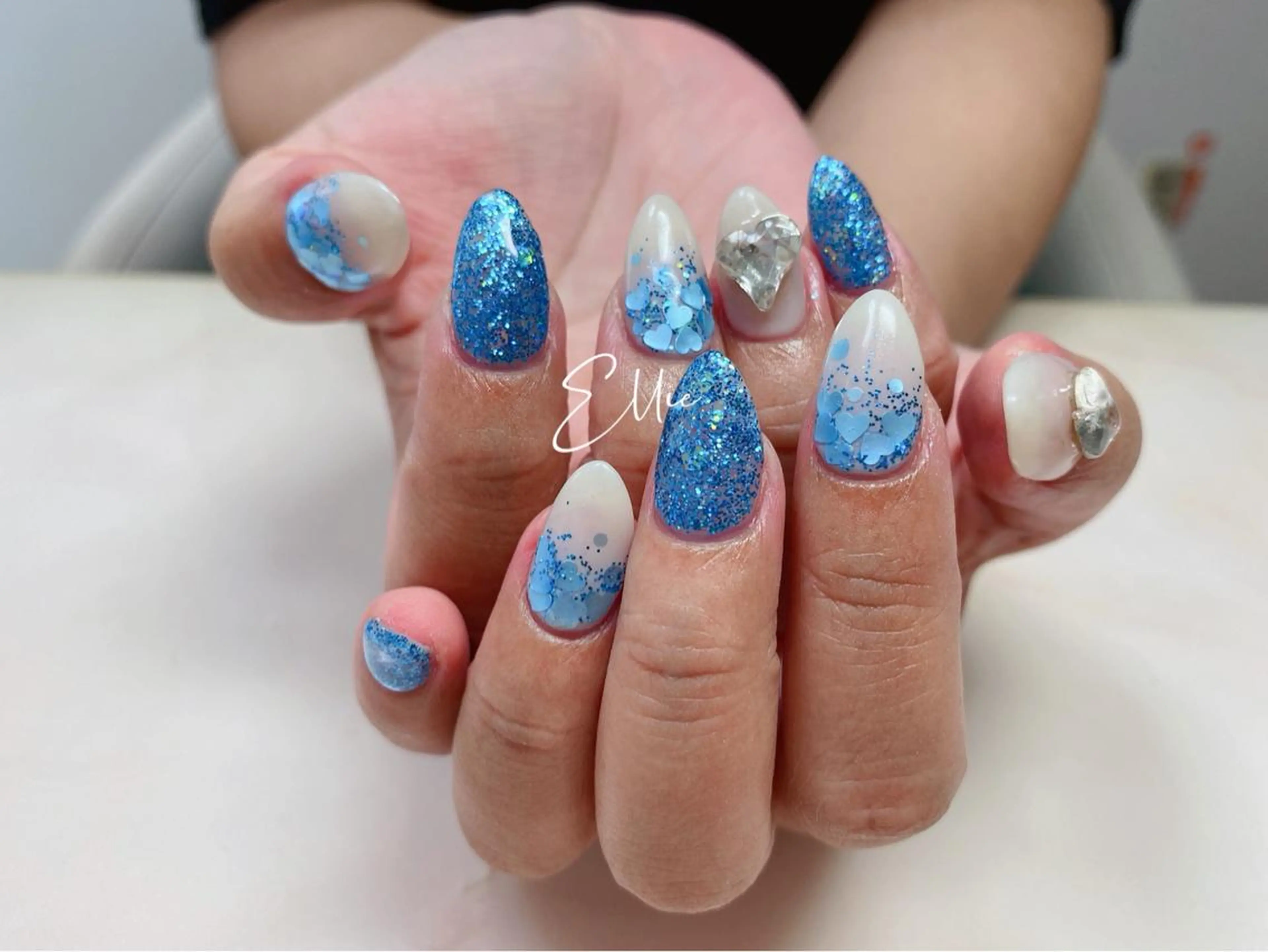 ネイル ハンドネイル ハンドケア 閨匠ビューティサロン 新橋店♡Ellieのネイルデザイン