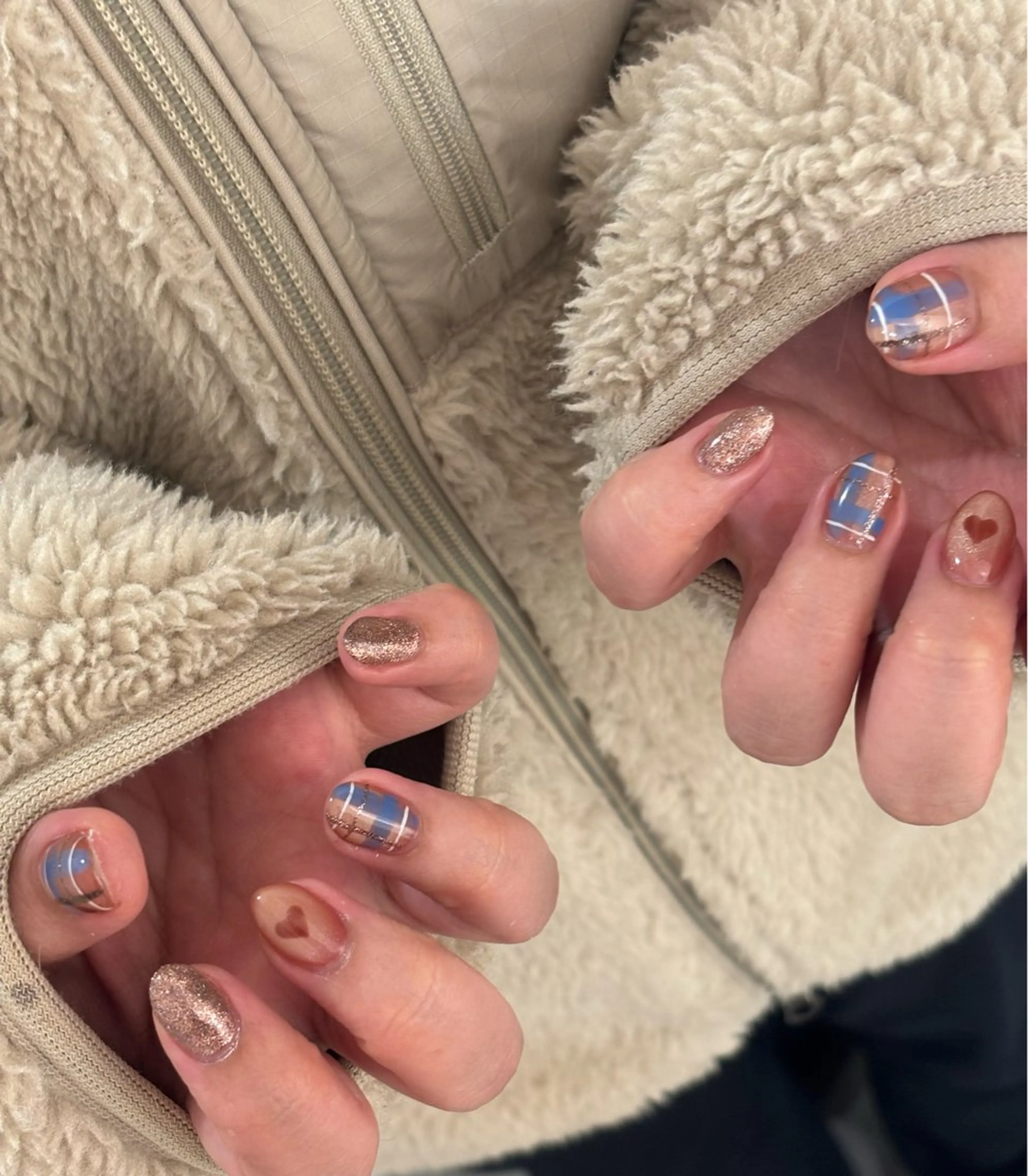 ミディアム ハンドネイル nail salon aoz所属・aoz asukaのネイルデザイン