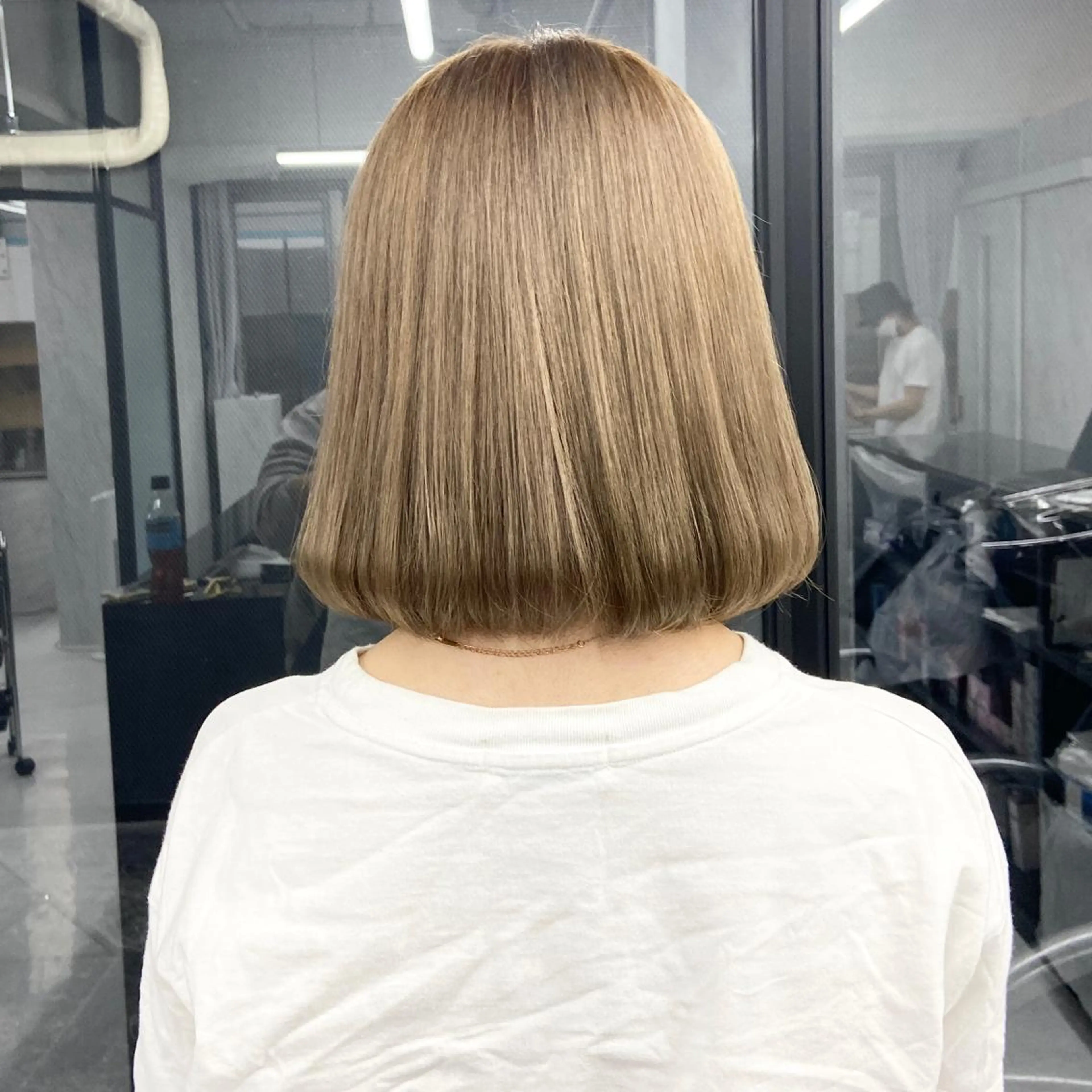 ミディアム カラー ハイトーンカラー ミルボンAujua認定サロン Ria  OSAKA 梅田所属・メンズ特化/ マンツーマン/Ryuのヘアスタイル