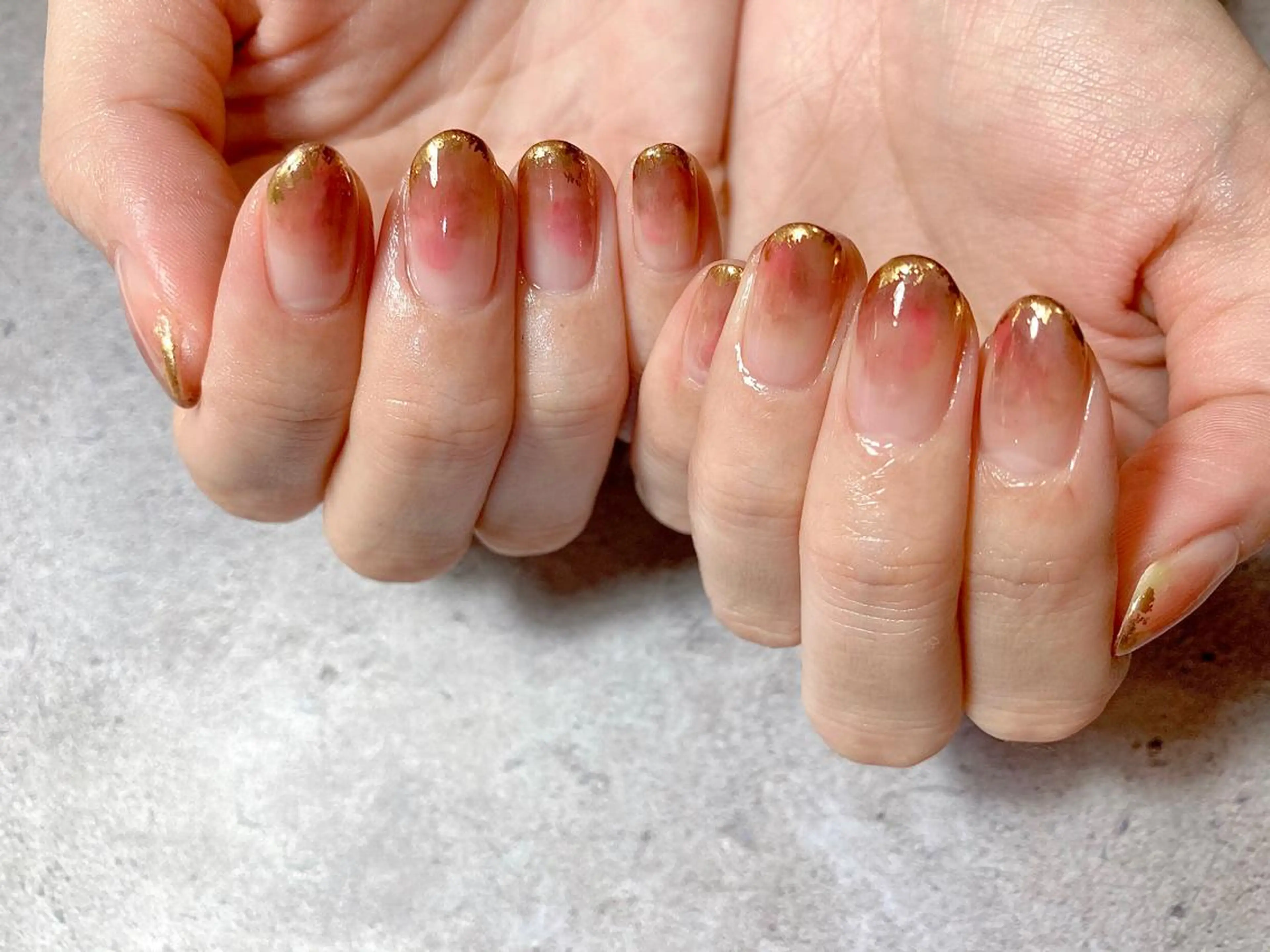 ショート カラー ネイル マツエク・マツパ illum hicariのネイルデザイン