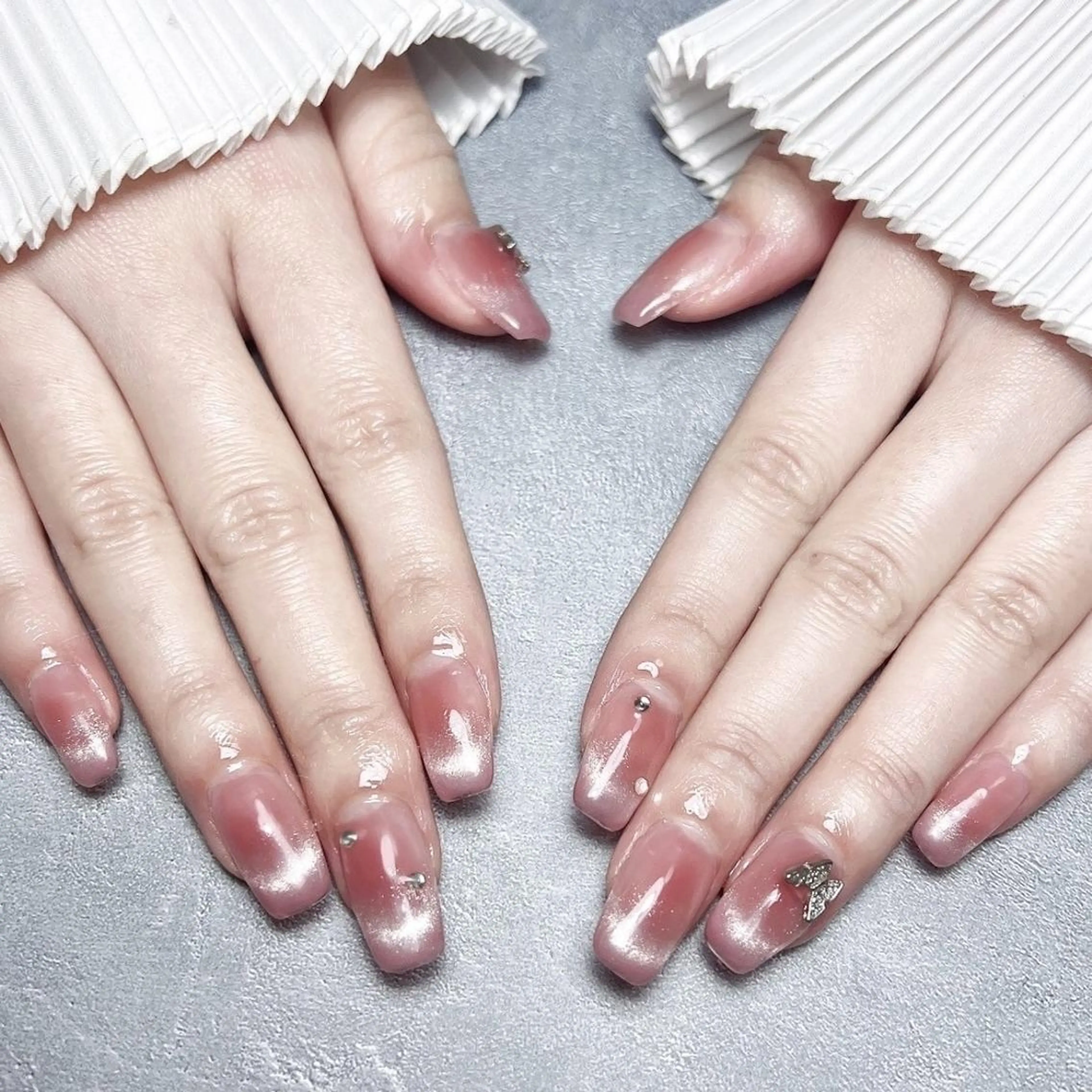 ネイル RAFFINE haru🦋🩵のネイルデザイン