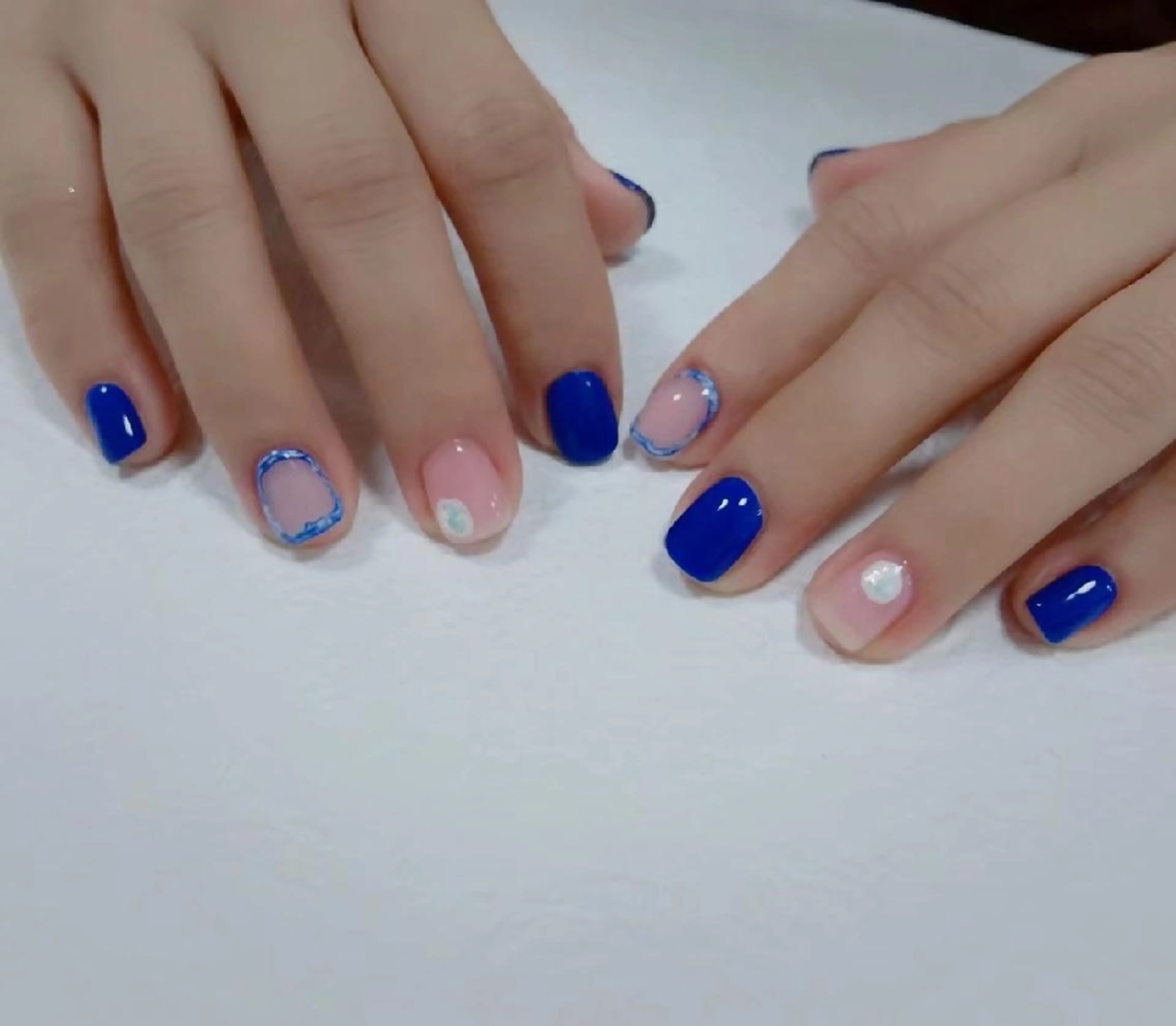 ネイル 横浜市中区曙町 E·U·Bネイルのネイルデザイン