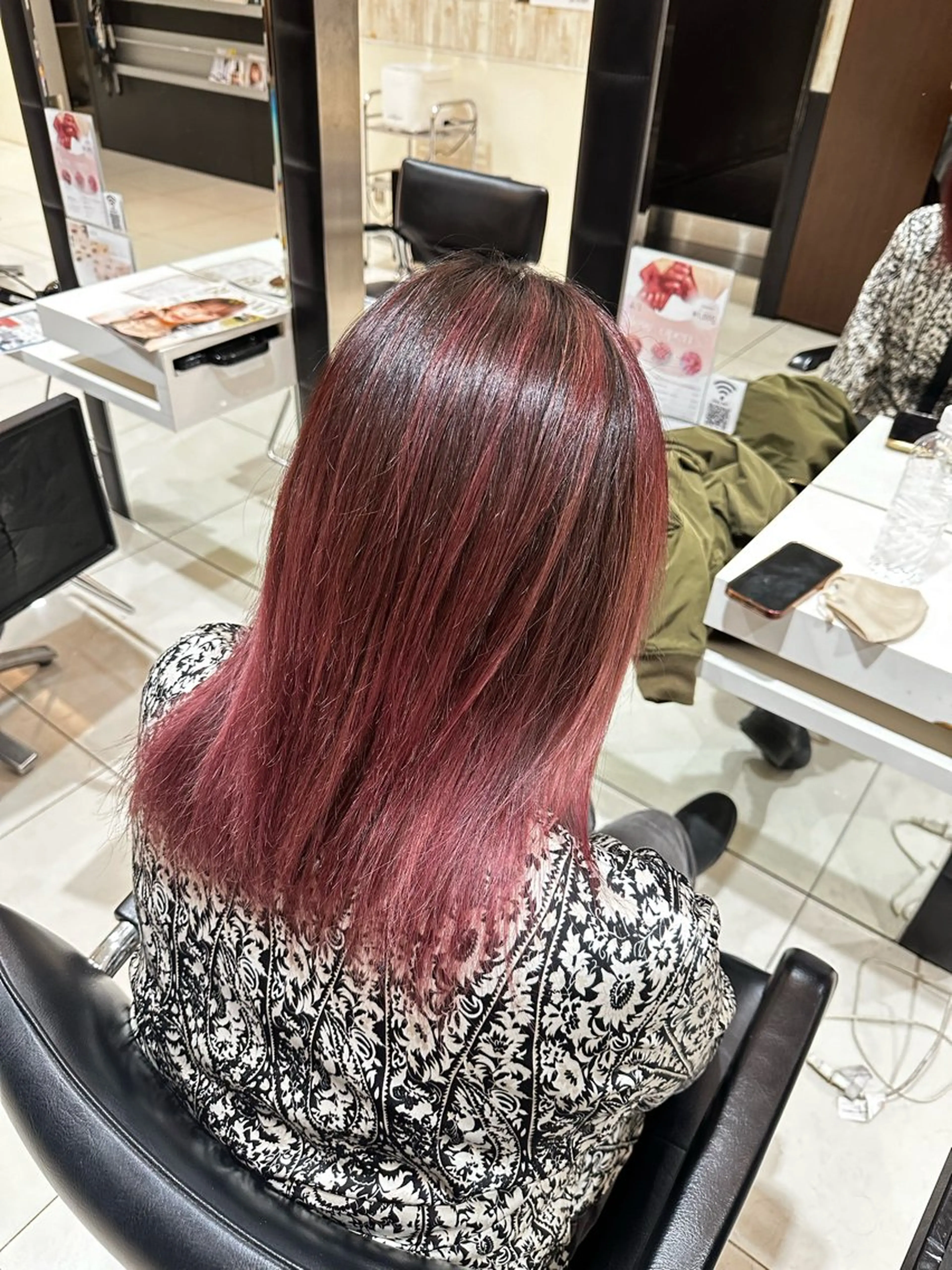 カラー 神戸 大輝のヘアスタイル