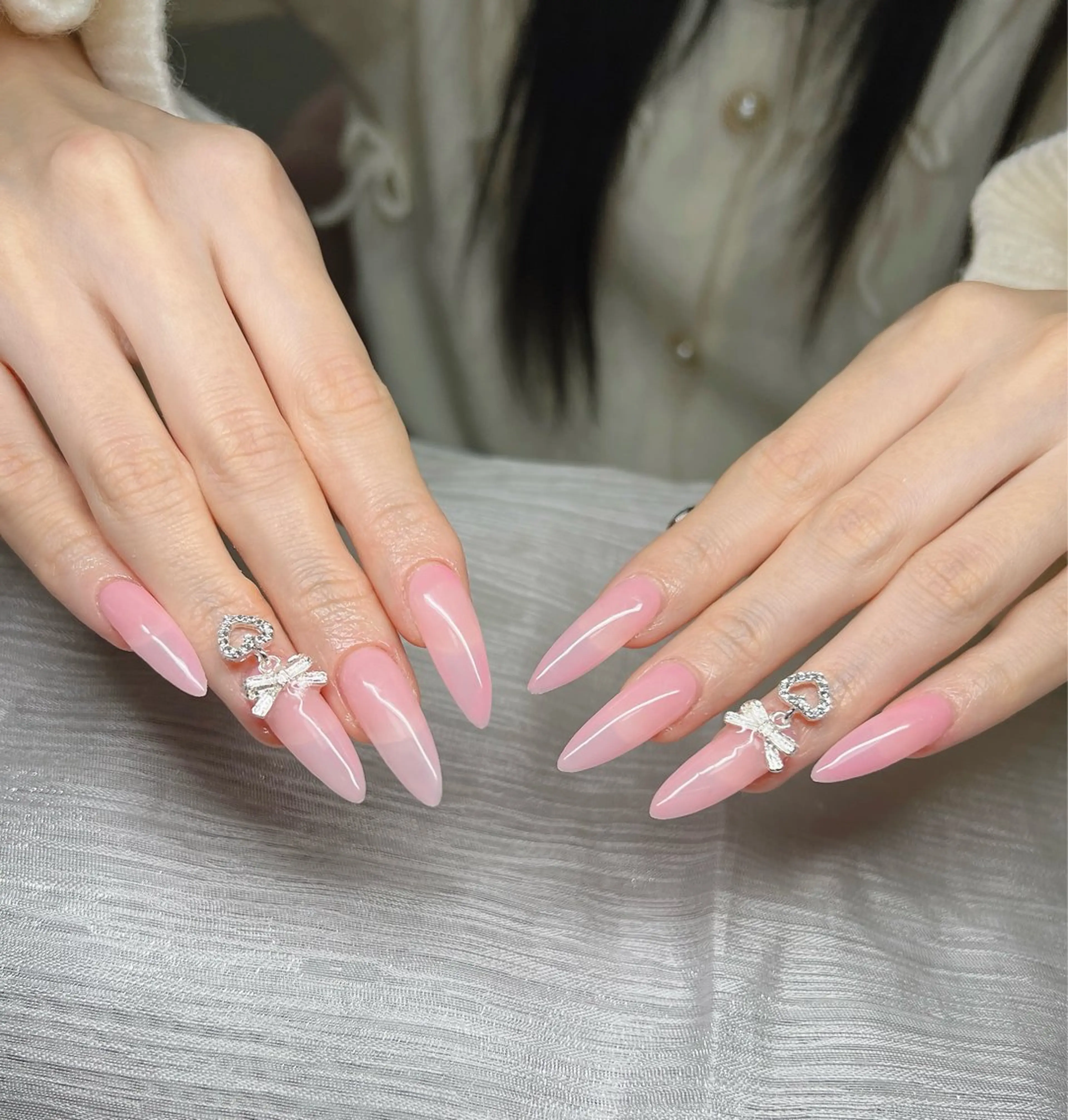 ネイル ハンドネイル Lee Nailsのネイルデザイン