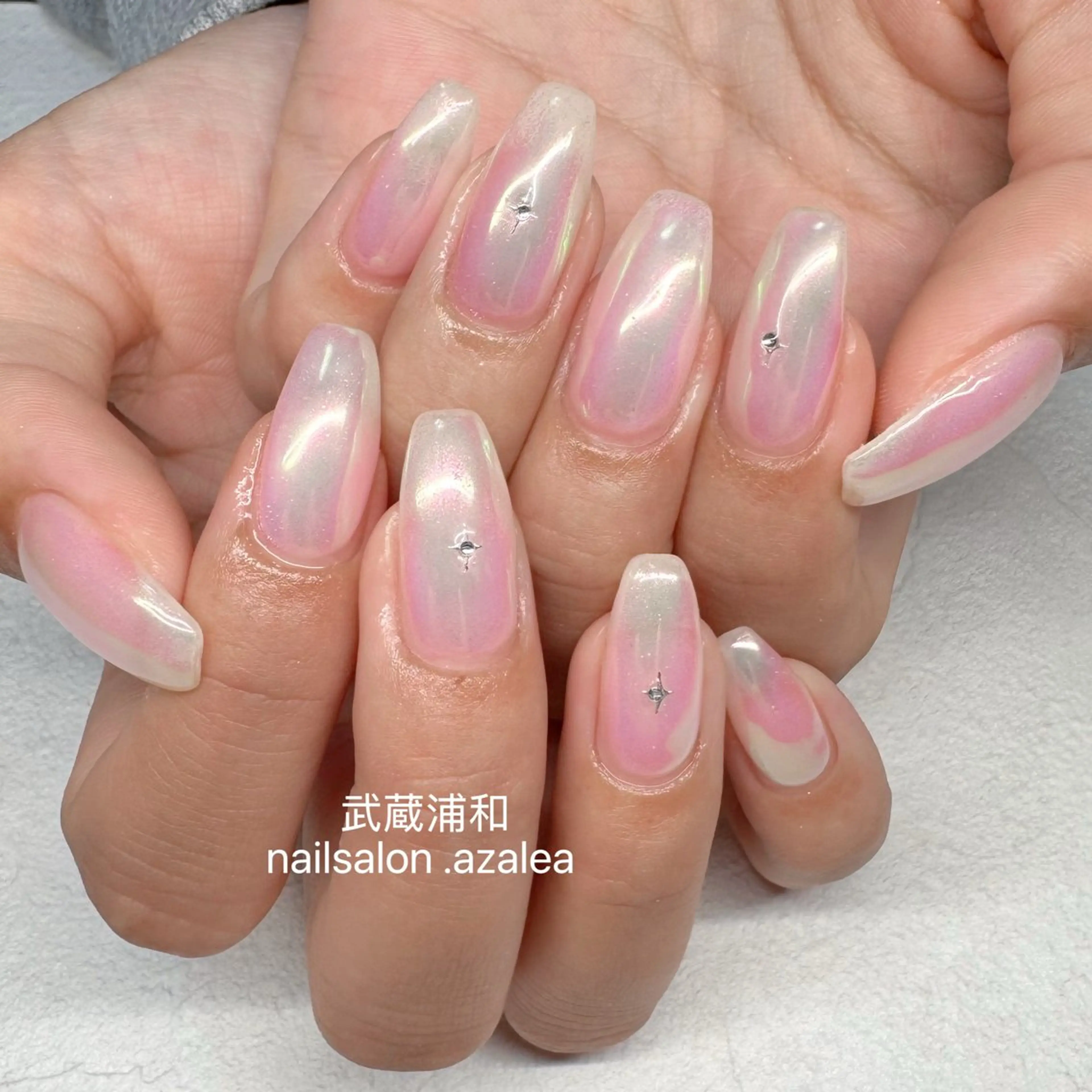 ネイル ハンドネイル R inのネイルデザイン