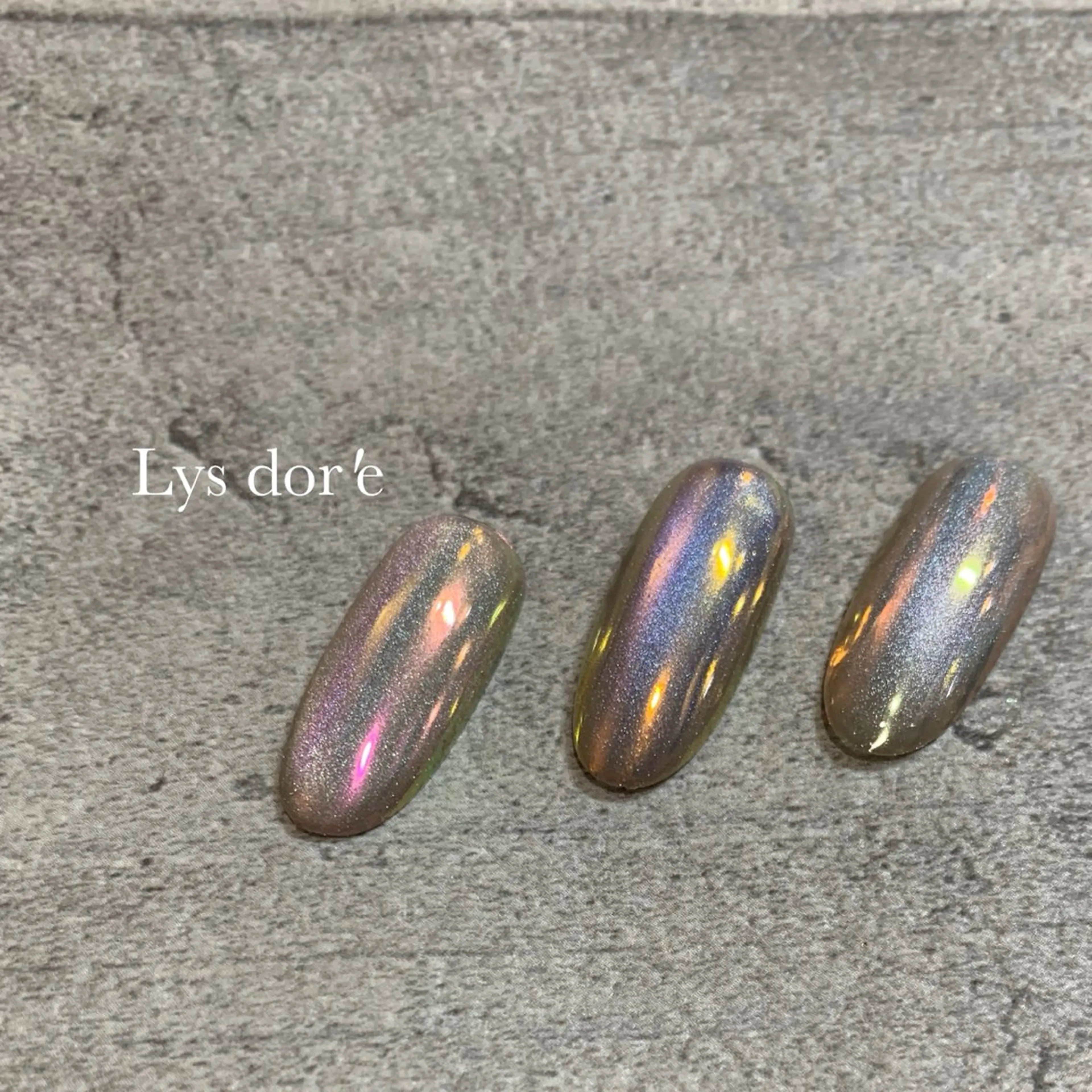 ネイル マグネットネイル ミラーネイル ハンドネイル パラジェルフィルイン 対応サロンリスドーレのネイルデザイン