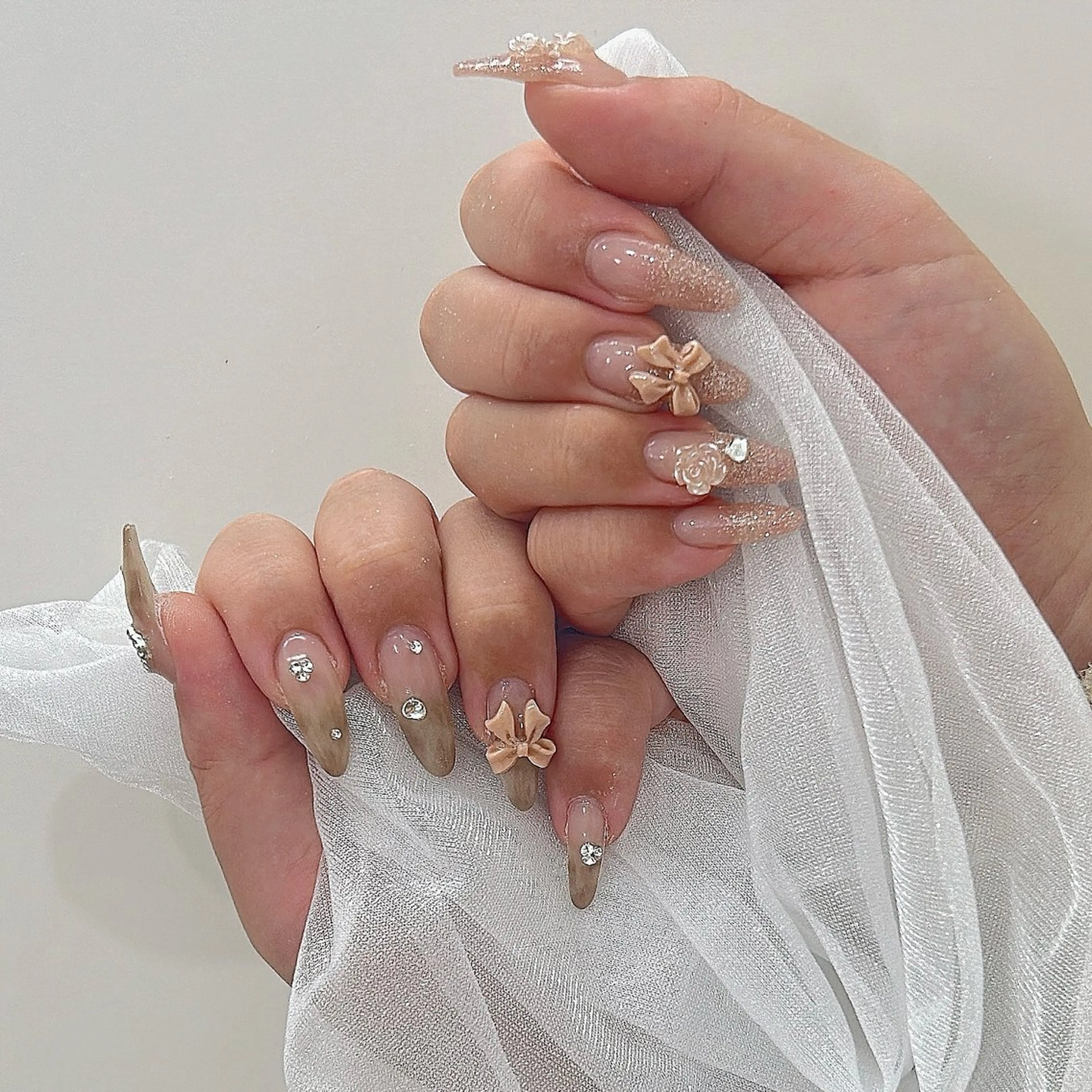ネイル ハンドネイル . Natsumiのネイルデザイン