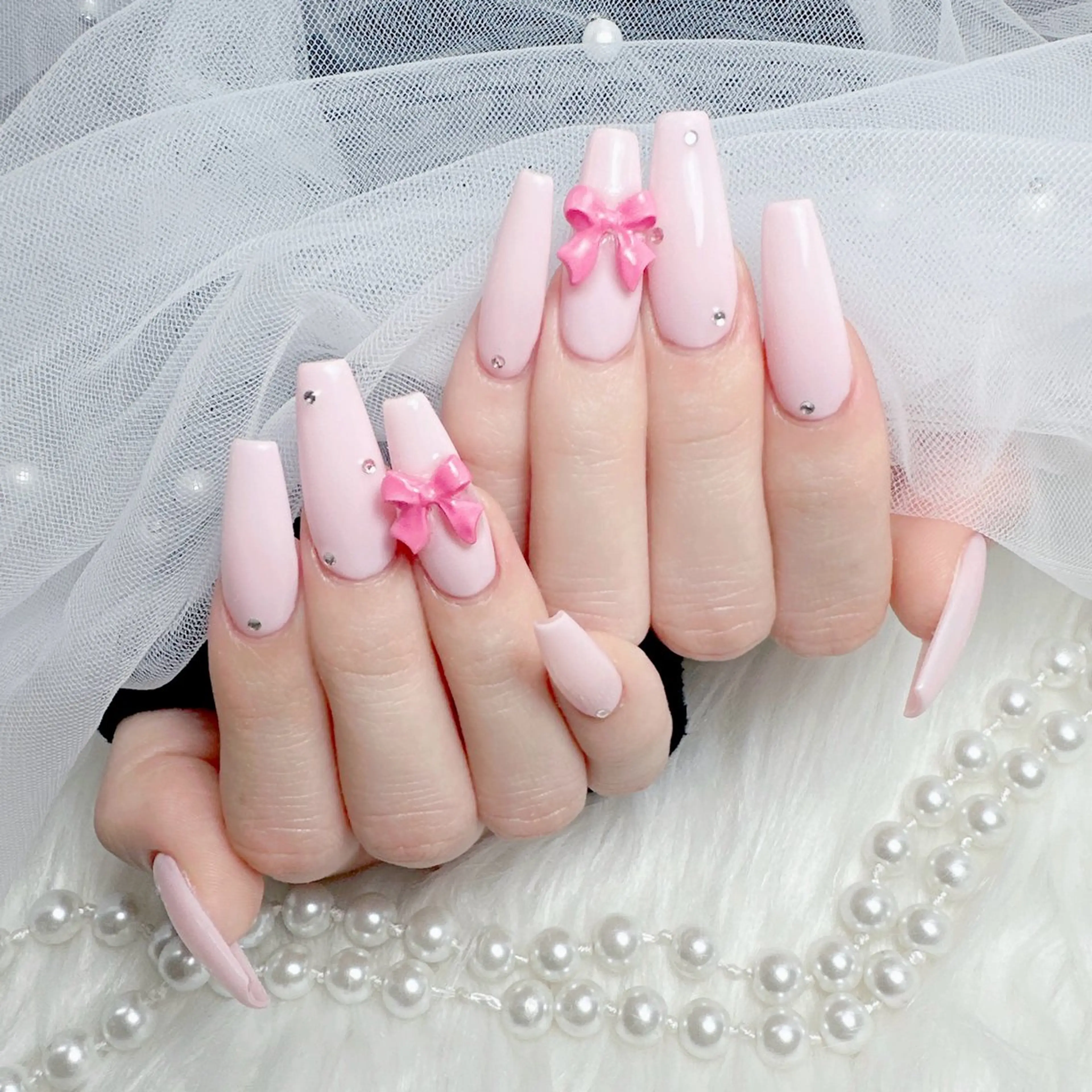 ネイル アートネイル ジェルネイル グラデーション キラキラネイル ラメ(グリッター) ハンドネイル Viola. 優花のネイルデザイン