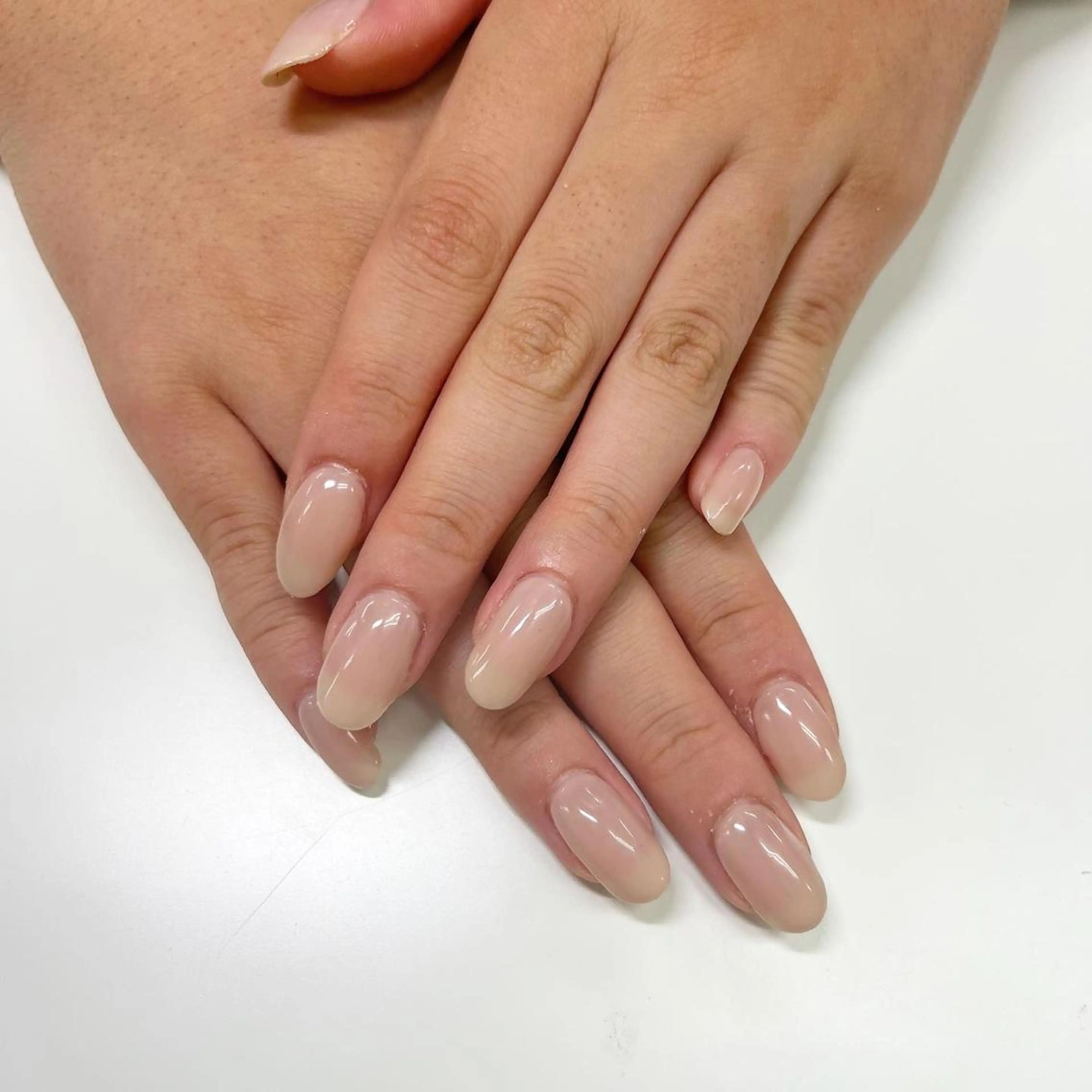 ネイル ワンカラーネイル 🫧ナオ🫧 /韓国 ヘア/ マンツーマンのヘアスタイル