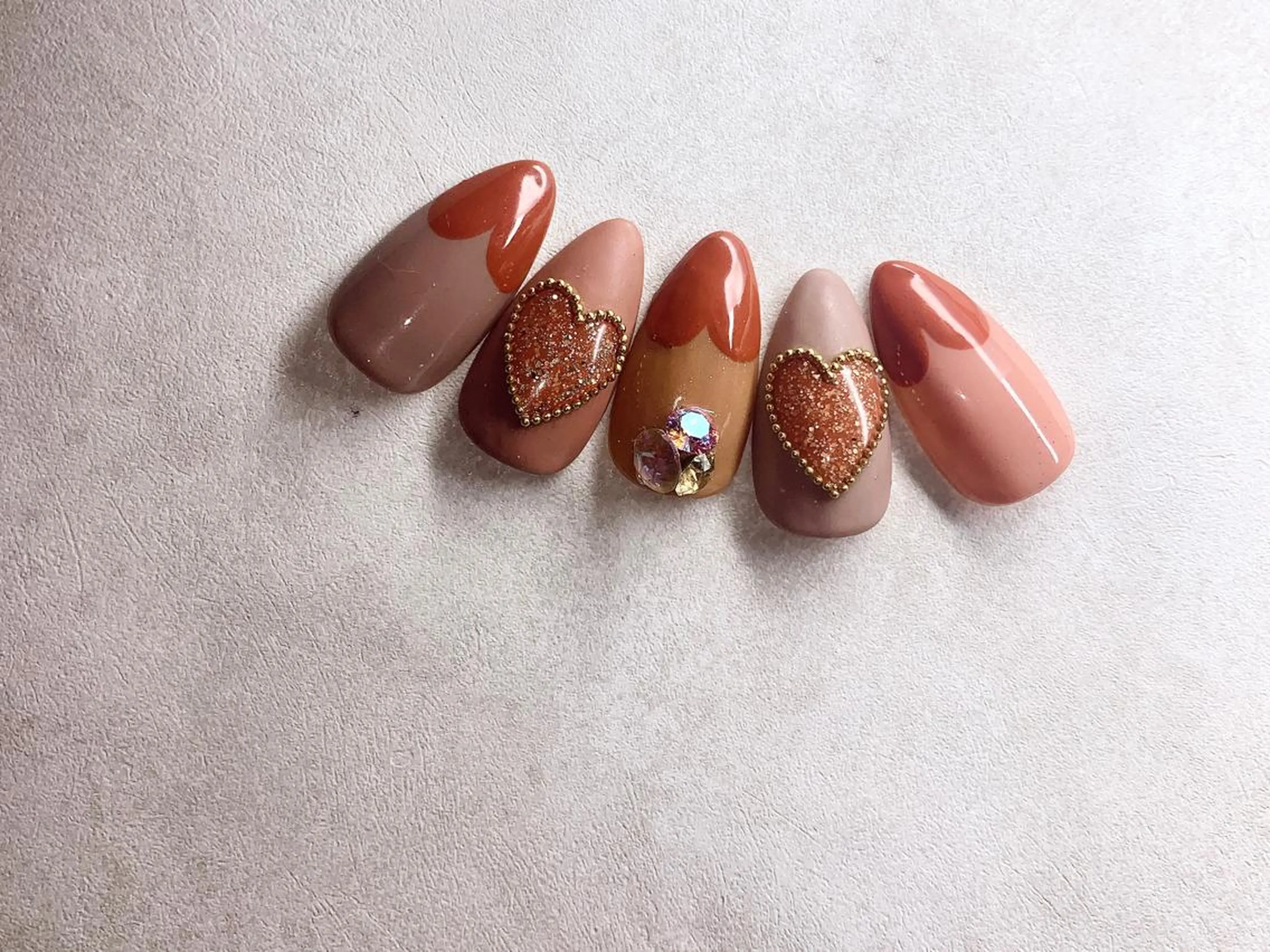 ネイル ハート ONIKA Nail 表参道A4徒歩3分のネイルデザイン