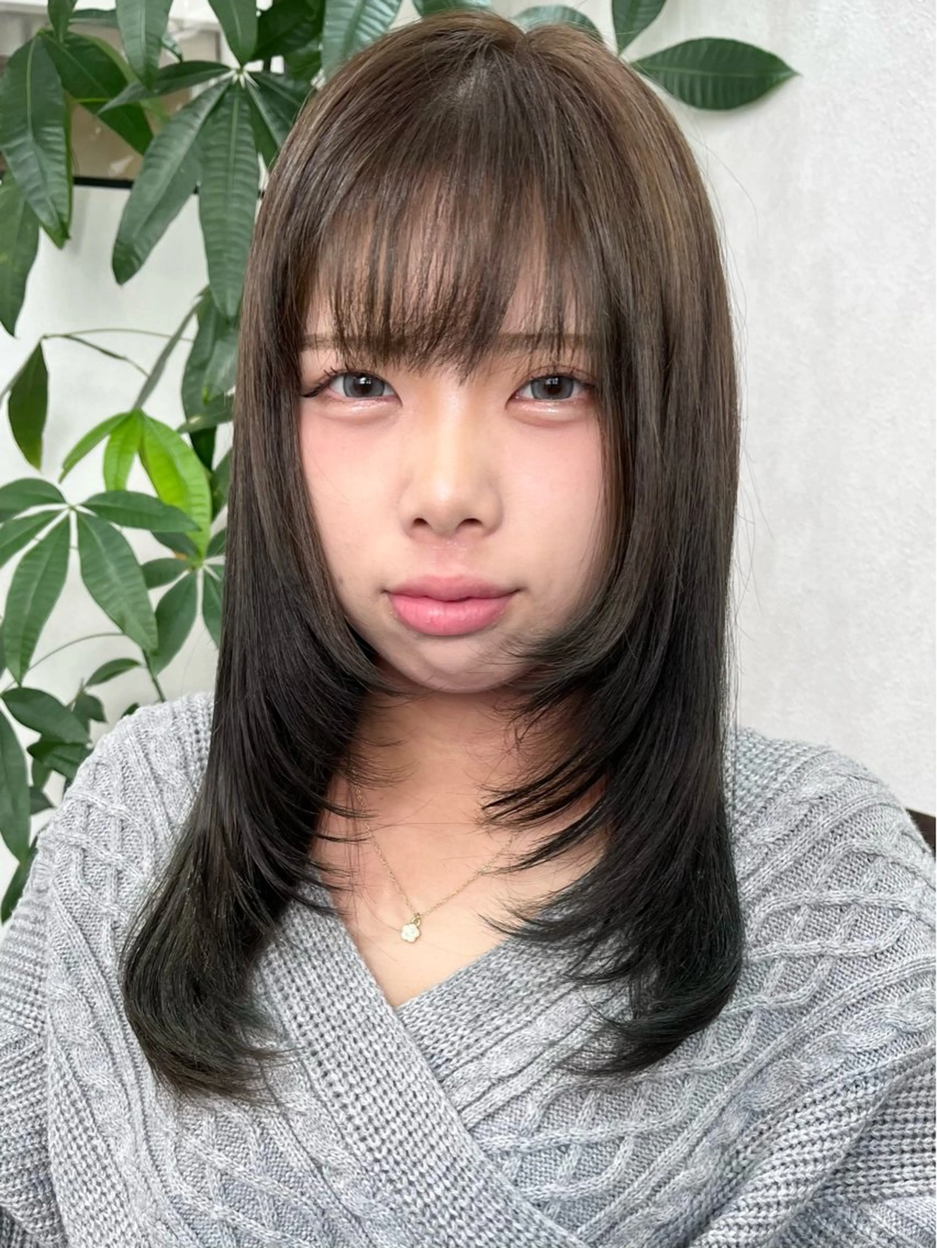 セミロング カラー ヘアアレンジ 外国人風カラー 韓国風ヘア レイヤーカット Belle hair Design青野大貴のヘアスタイル