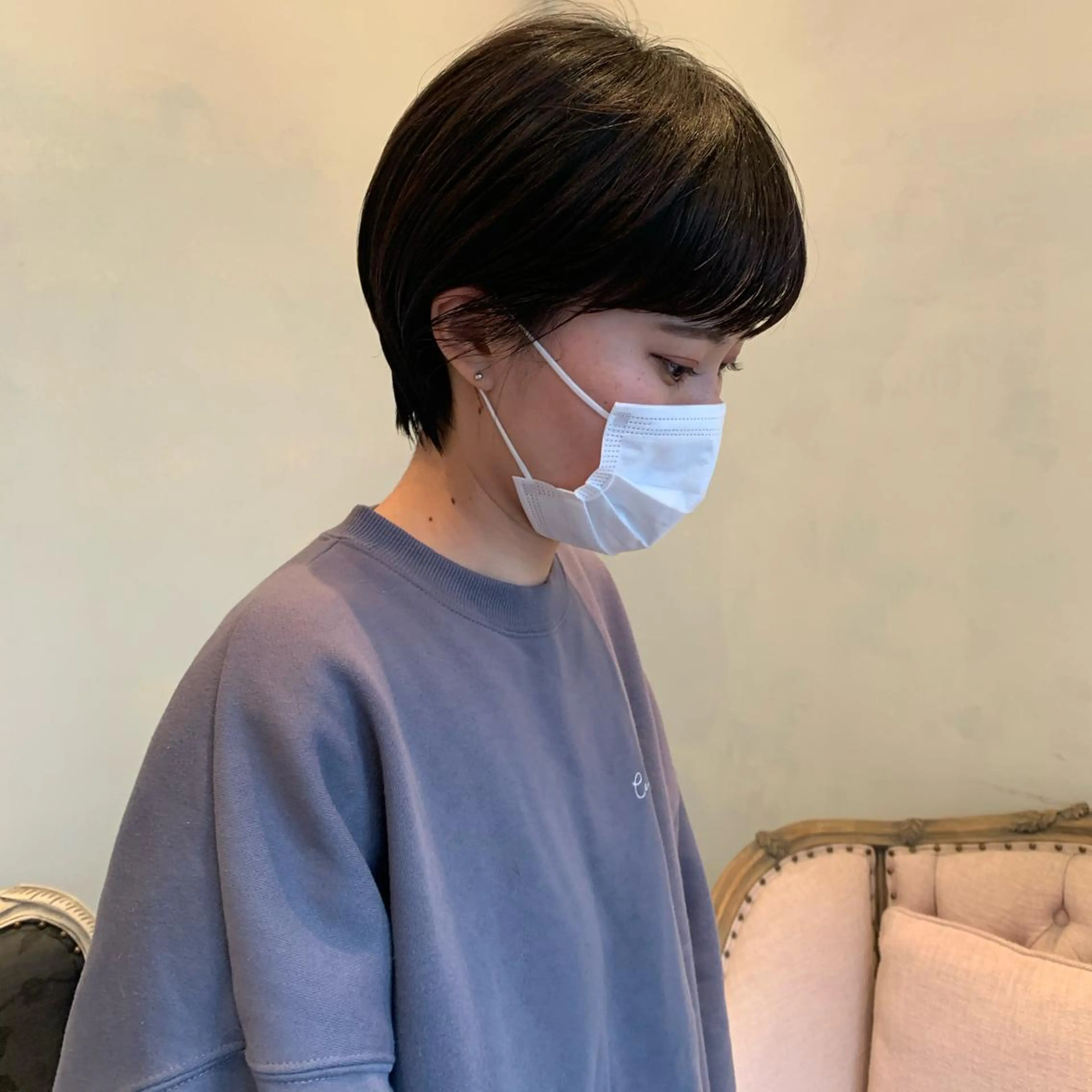 ショート ヘアカラー トリートメント SAKINO． ベージュカラーのヘアスタイル