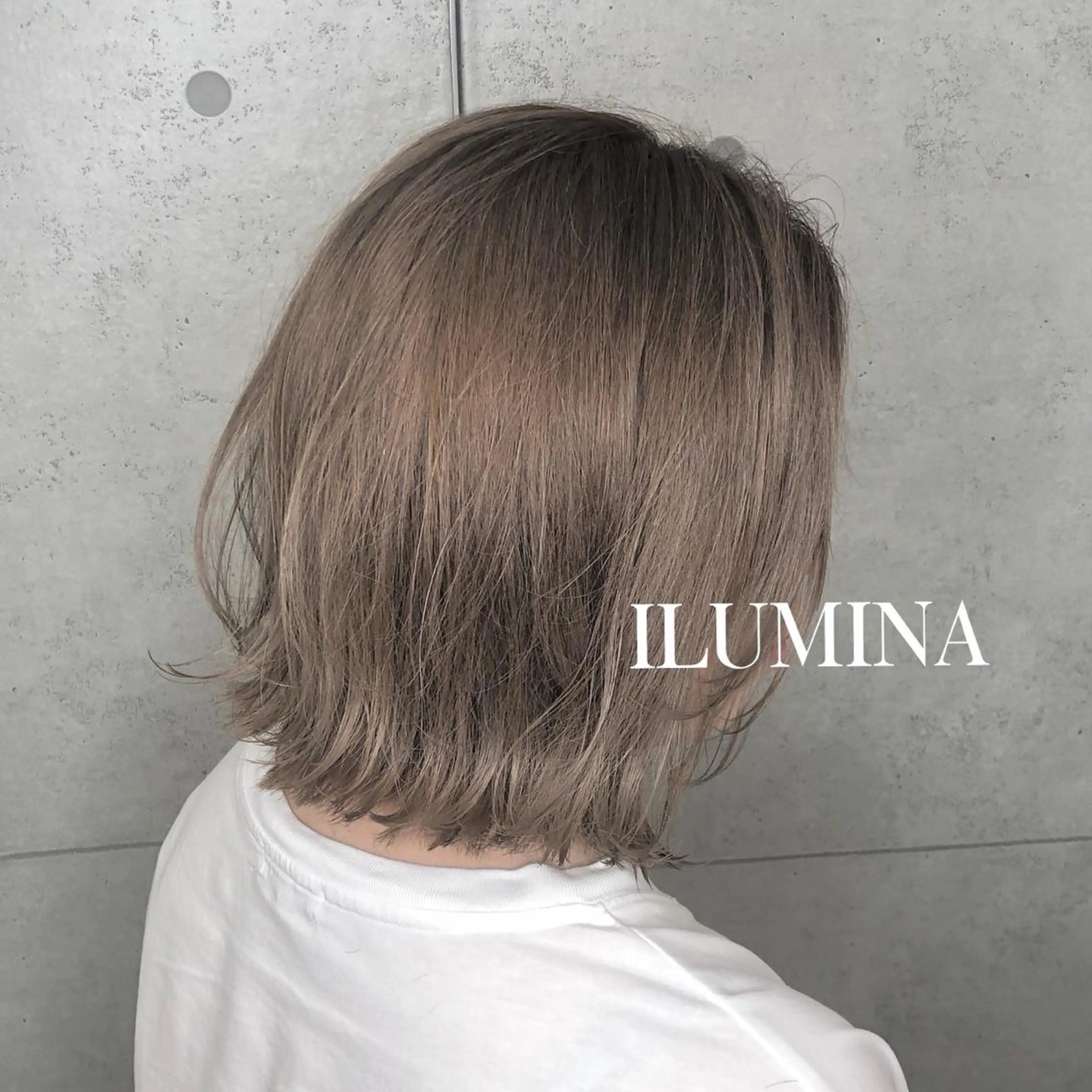 ショート 岸川 恭子のヘアスタイル